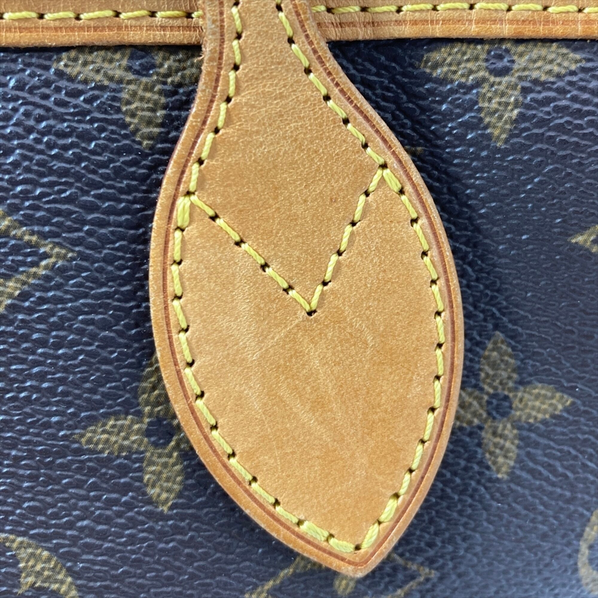 Louis Vuitton Brown Monogram Canvas Tote Bag (Pre-Owned)