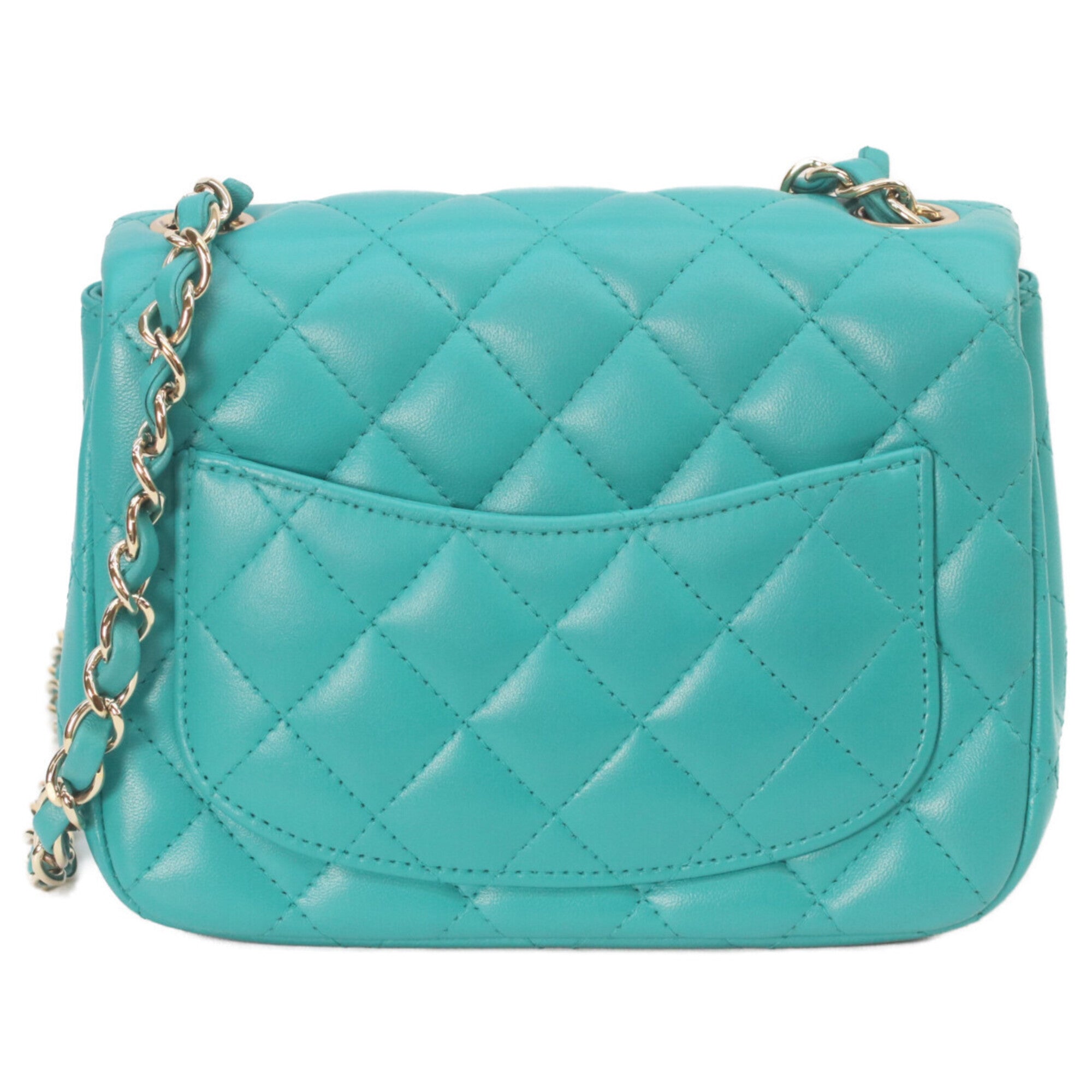 Chanel Emerald Green Leather Shoulder Bag (Pre-Owned)