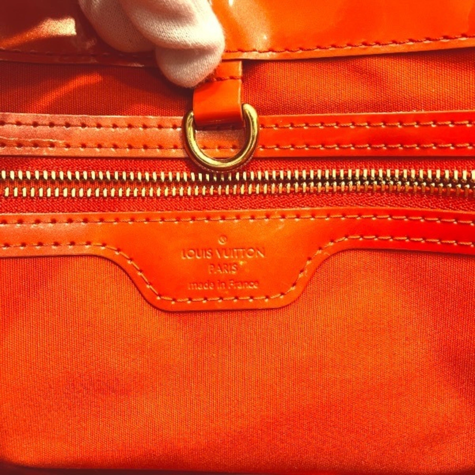 Louis Vuitton Orange Patent Leather Handbag (Pre-Owned)