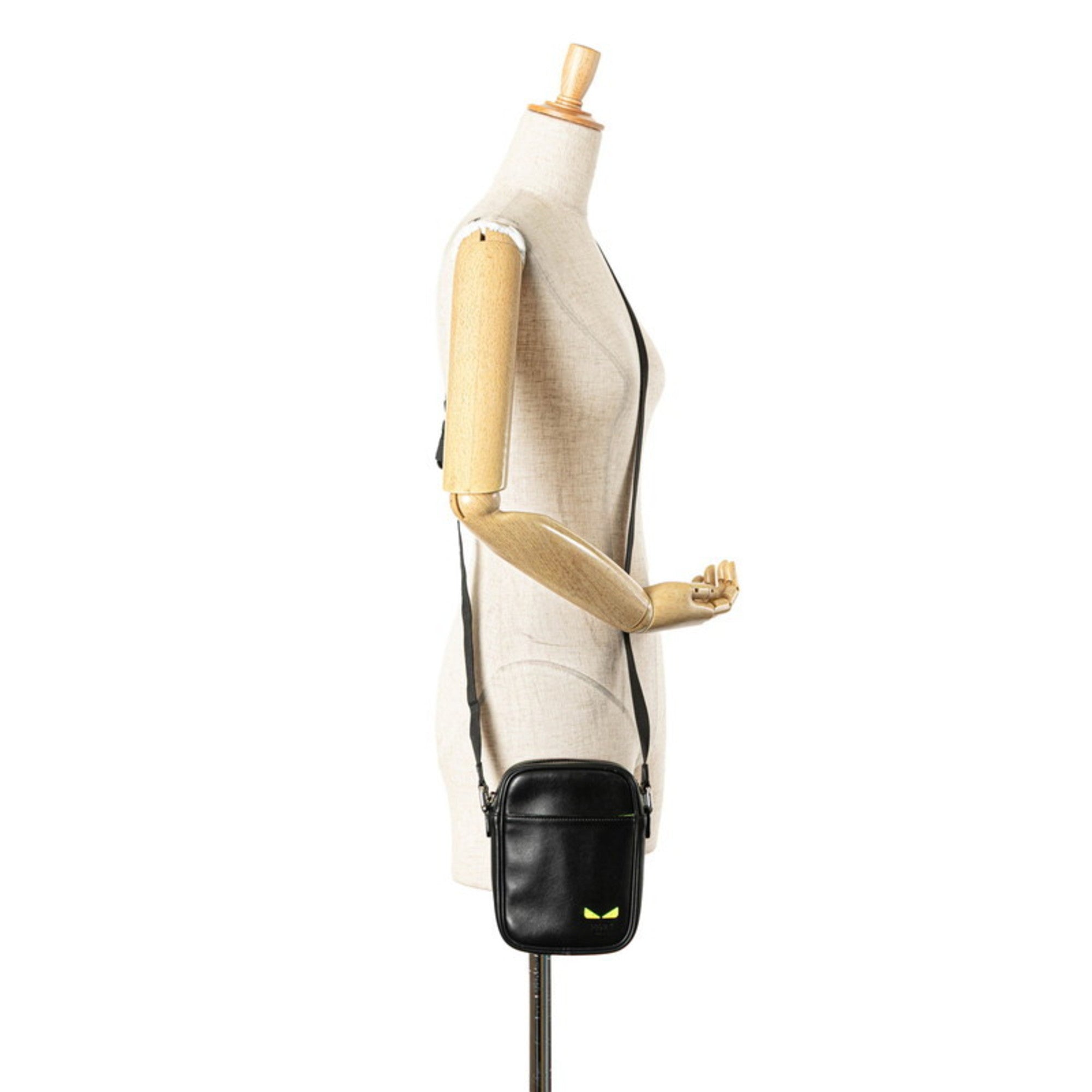Fendi Black Yellow Leather Shoulder Bag (Pre-Owned)