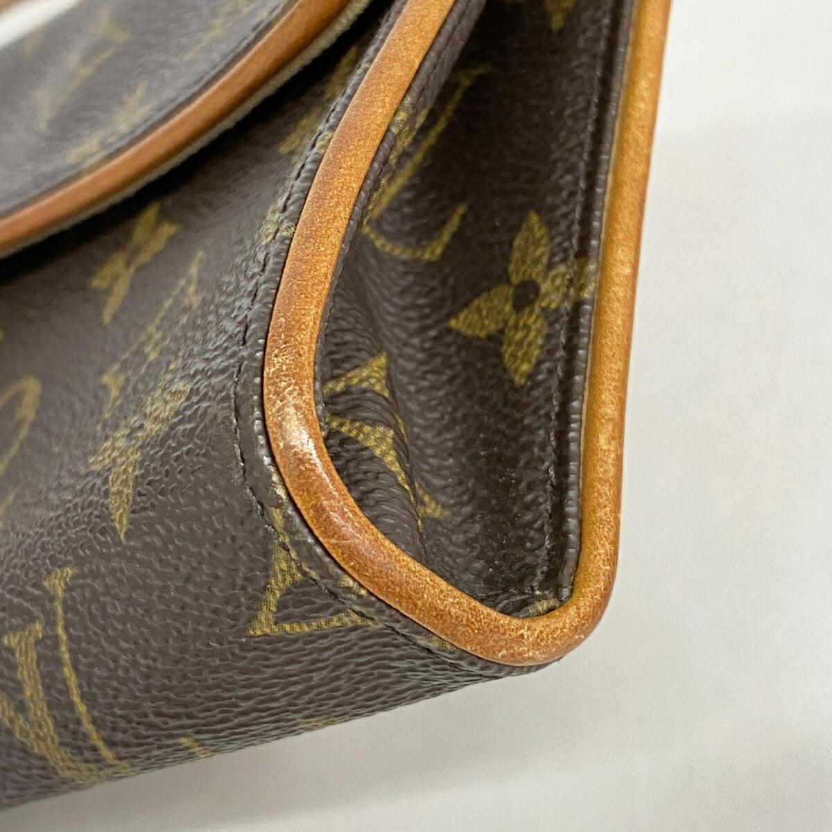 Louis Vuitton Brown Fanny Pack (Pre-Owned)