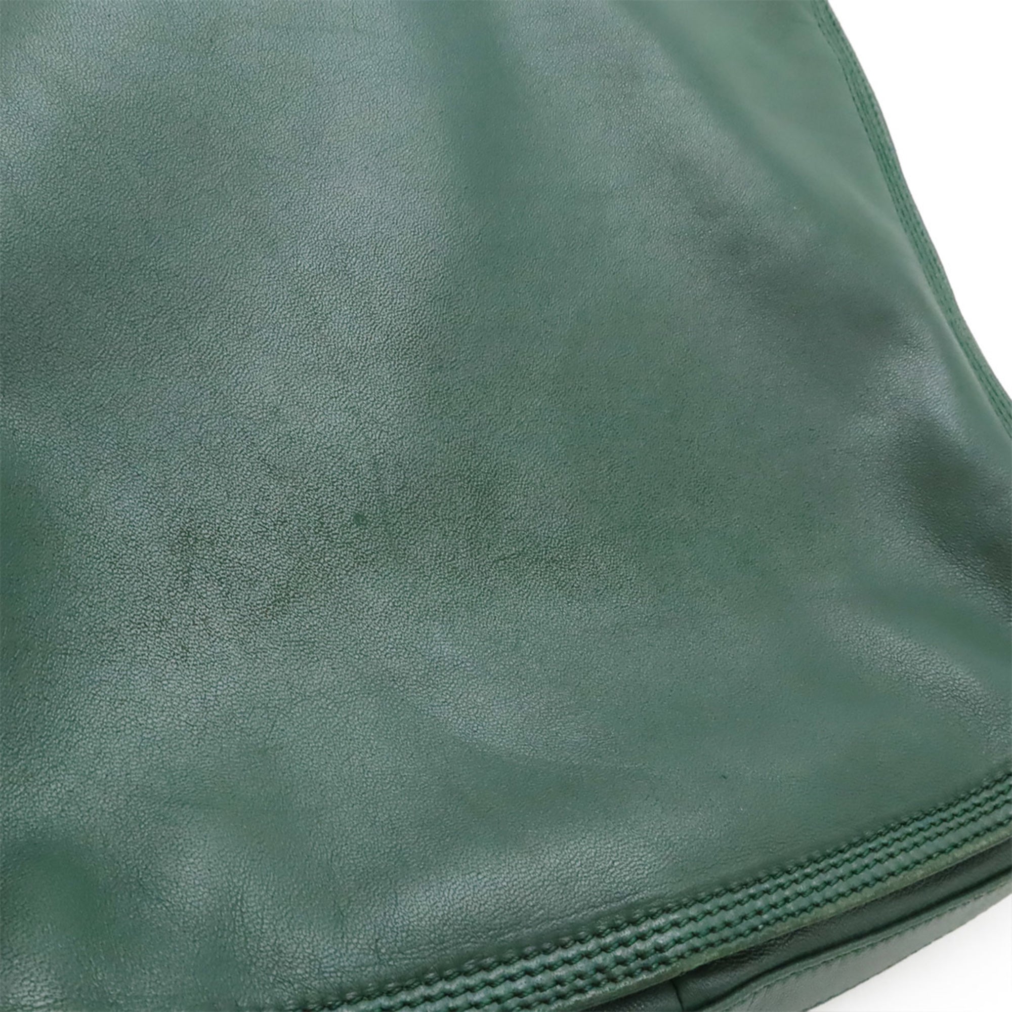 Loewe Green Leather Shoulder Bag (Pre-Owned)