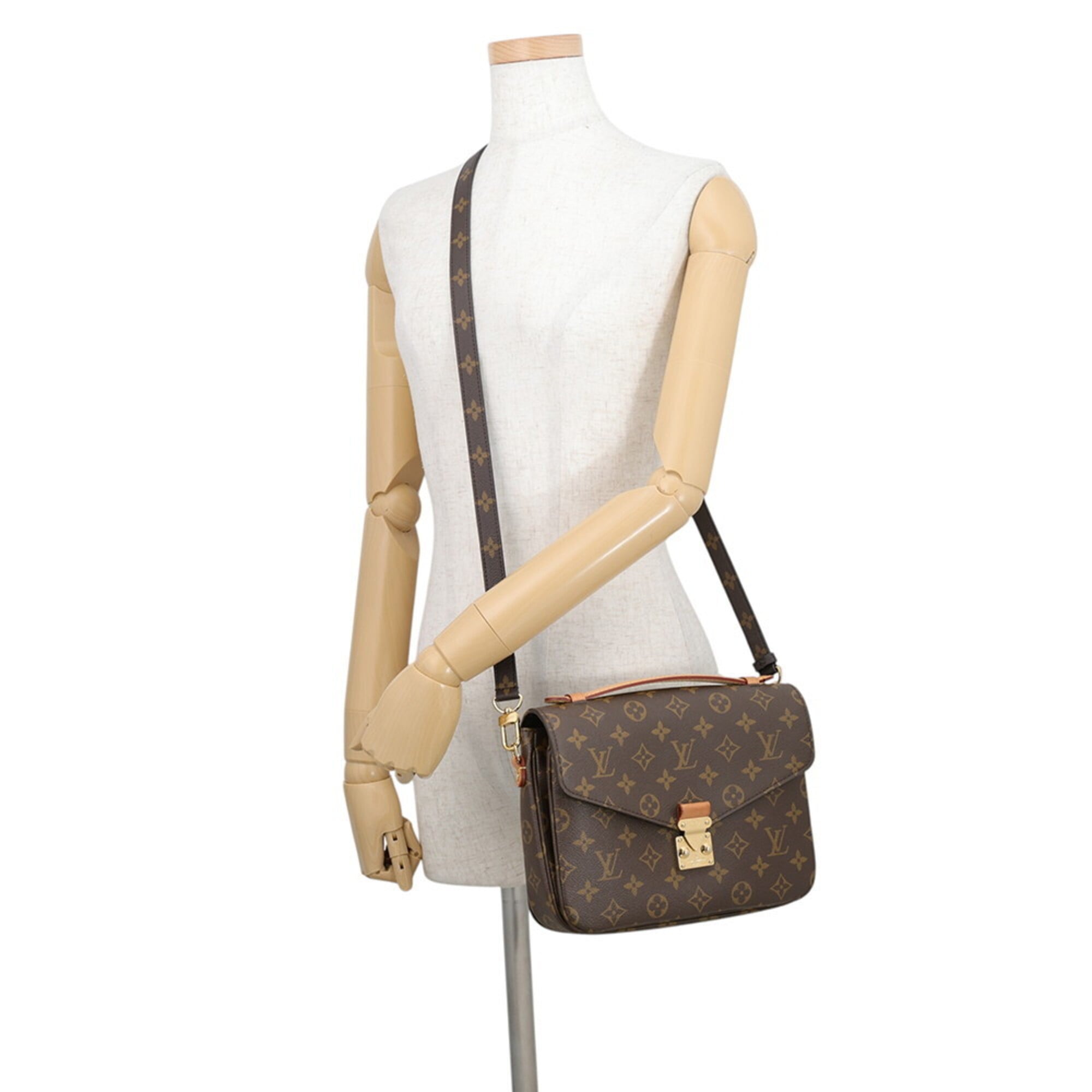 Louis Vuitton Monogram Brown Monogram Handbag Pochette Shoulder Bag (Pre-Owned)
