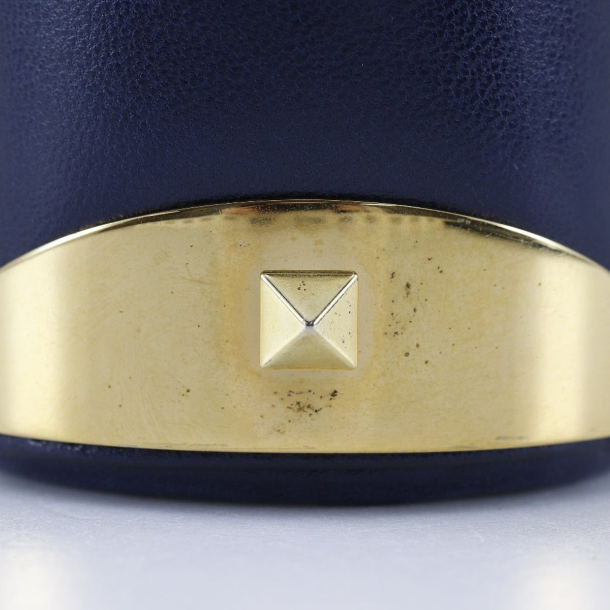 Valentino Garavani Navy Leather Shoulder Bag (Pre-Owned)