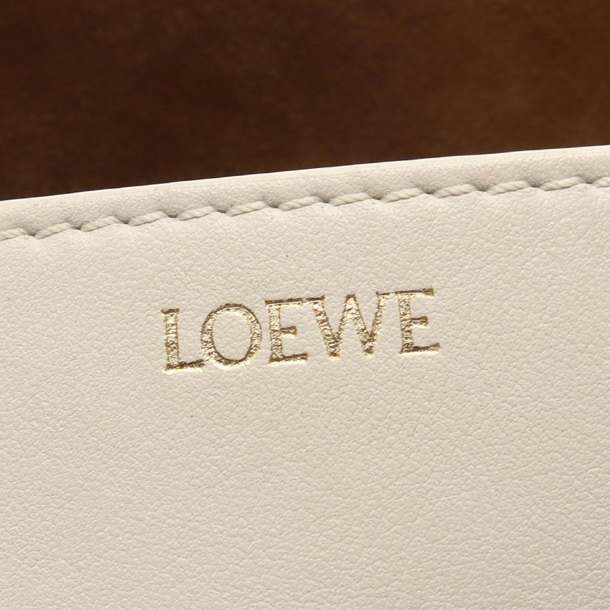 Loewe Beige Ivory Leather Handbag (Pre-Owned)