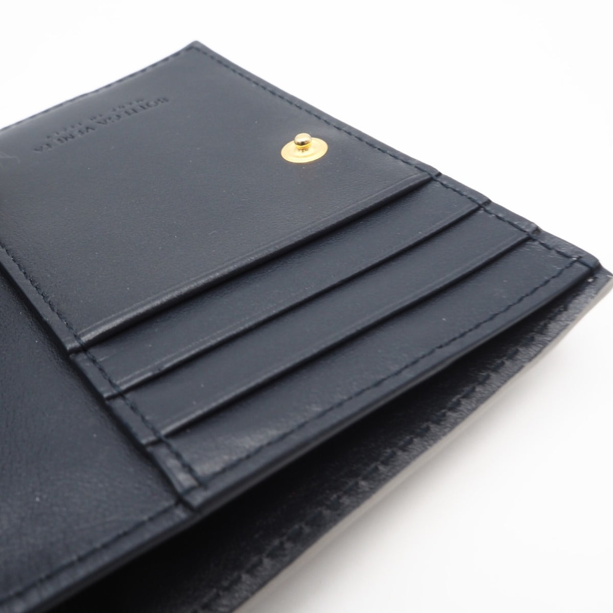 Bottega Veneta Intrecciato Gray Leather Wallet (Bi-Fold) (Pre-Owned)