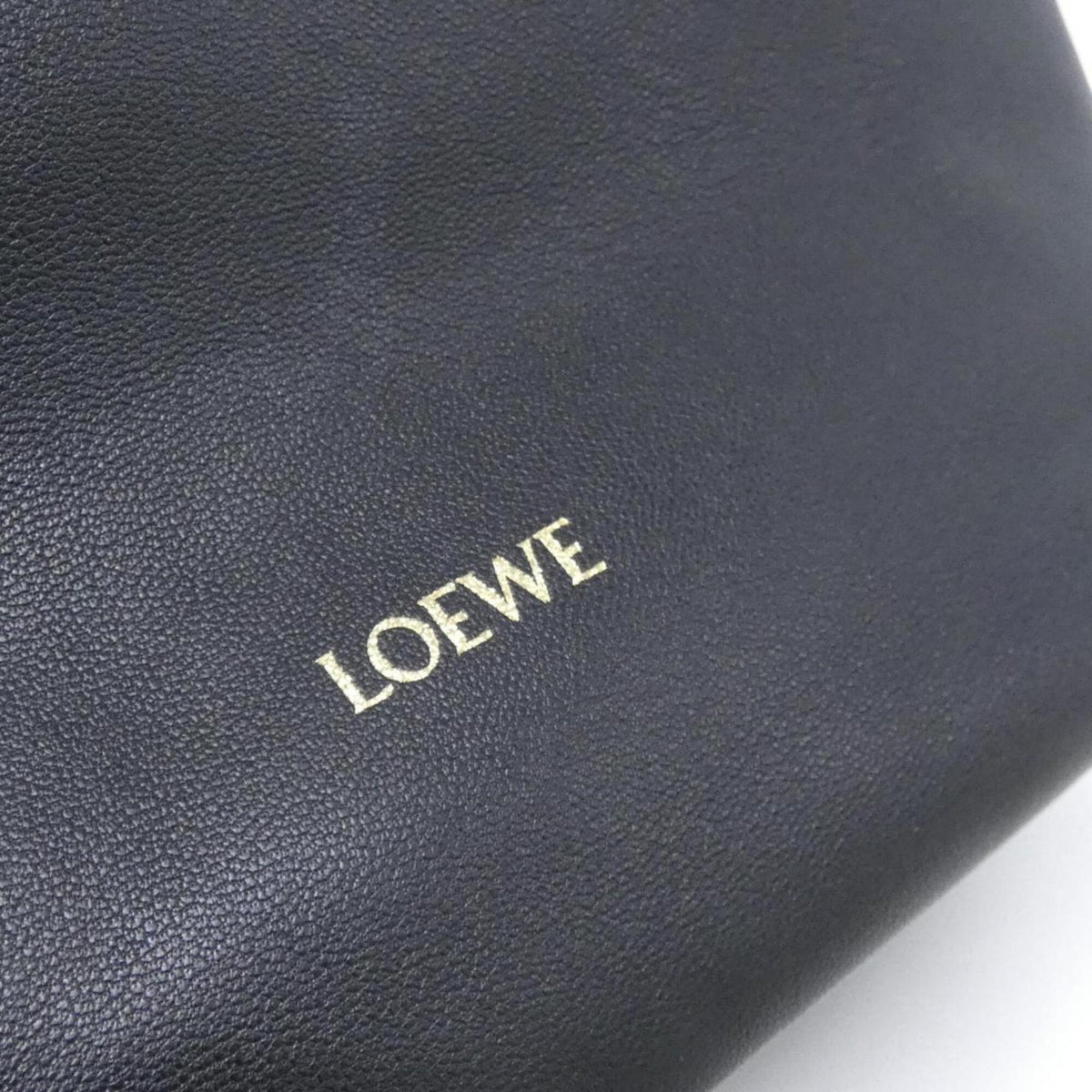 Loewe Black Leather Shoulder Bag (Pre-Owned)