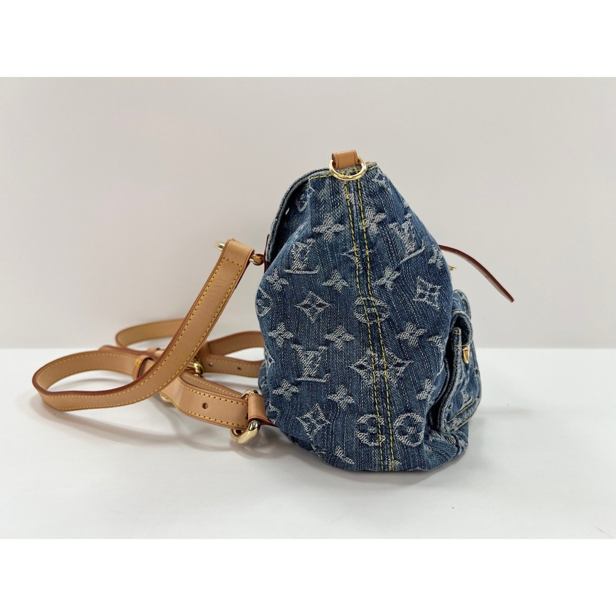 Louis Vuitton Blue Backpack (Pre-Owned)