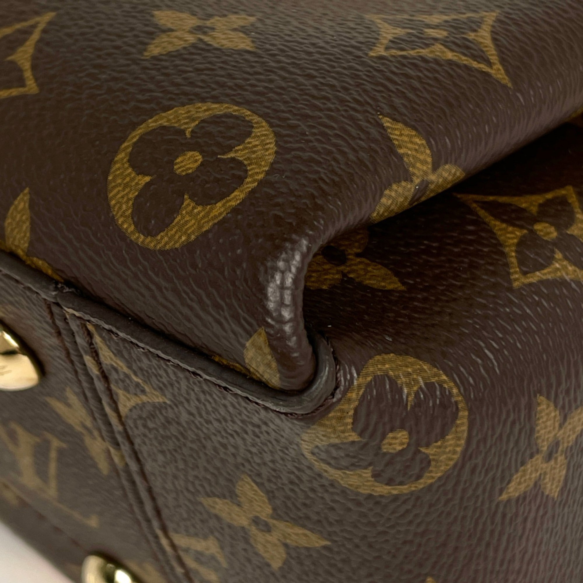 Louis Vuitton Brown Monogram Handbag (Pre-Owned)