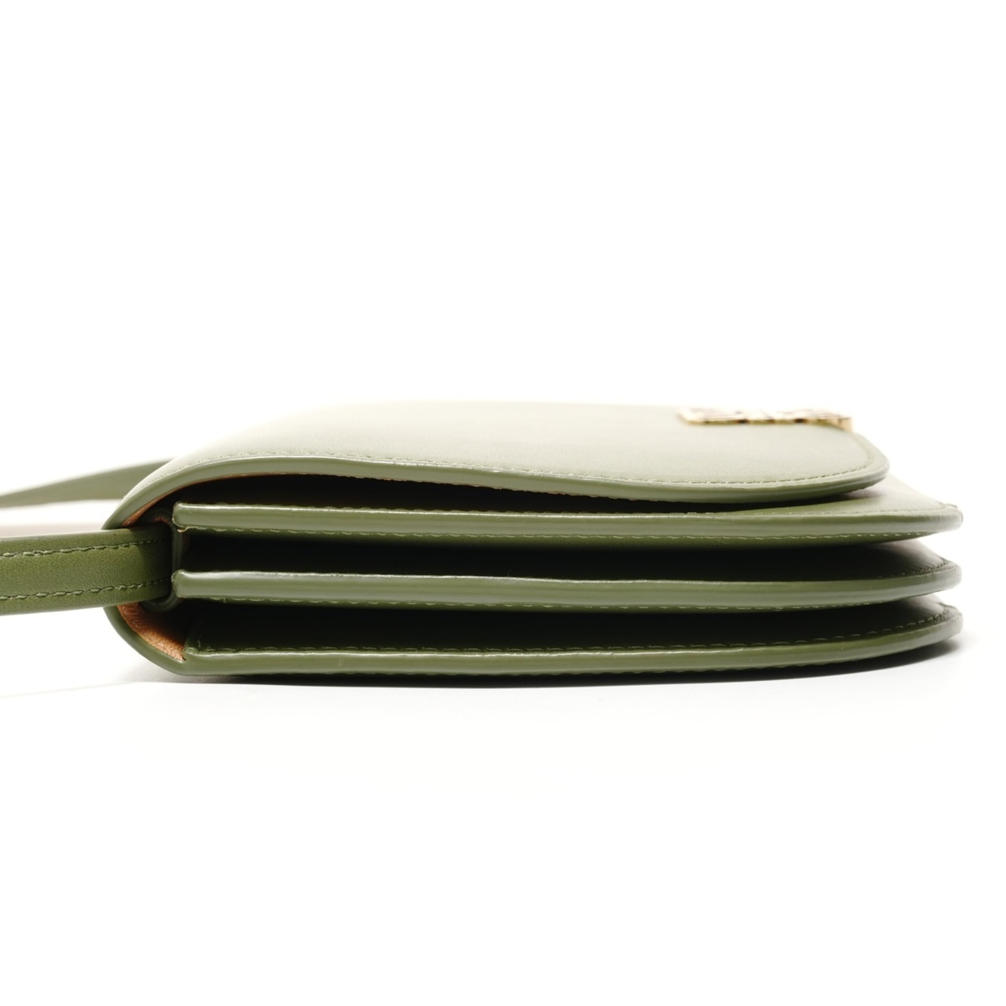 Loewe Green Shoulder Bag (Pre-Owned)