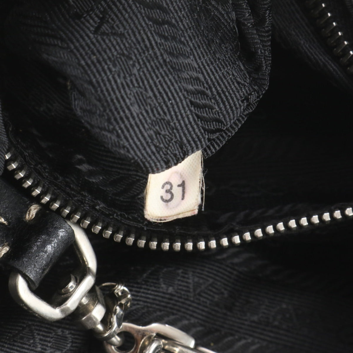 Prada Black Leather Nylon Shoulder Bag Tote Bag (Pre-Owned)