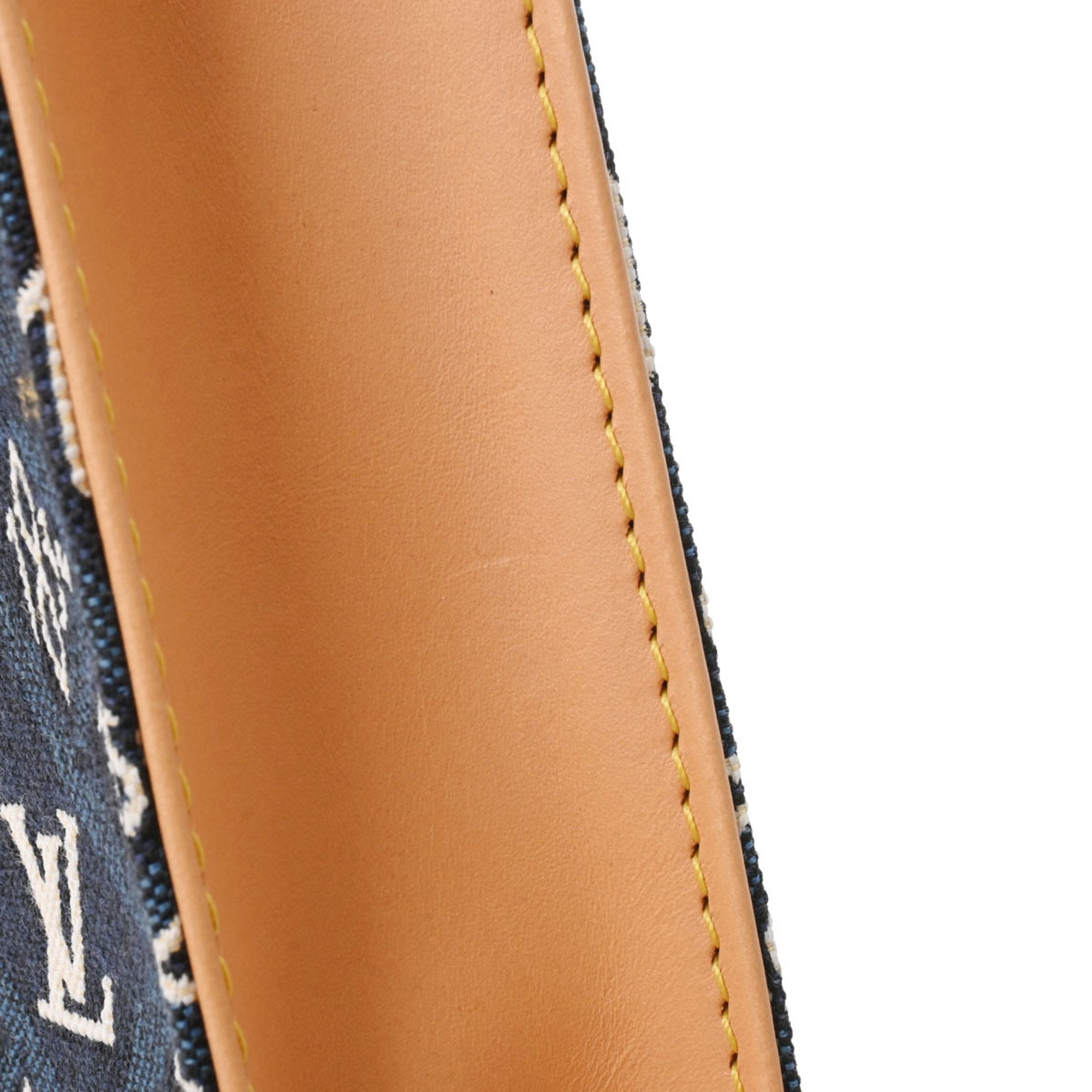Louis Vuitton Blue Monogram Monogram Shoulder Bag (Pre-Owned)