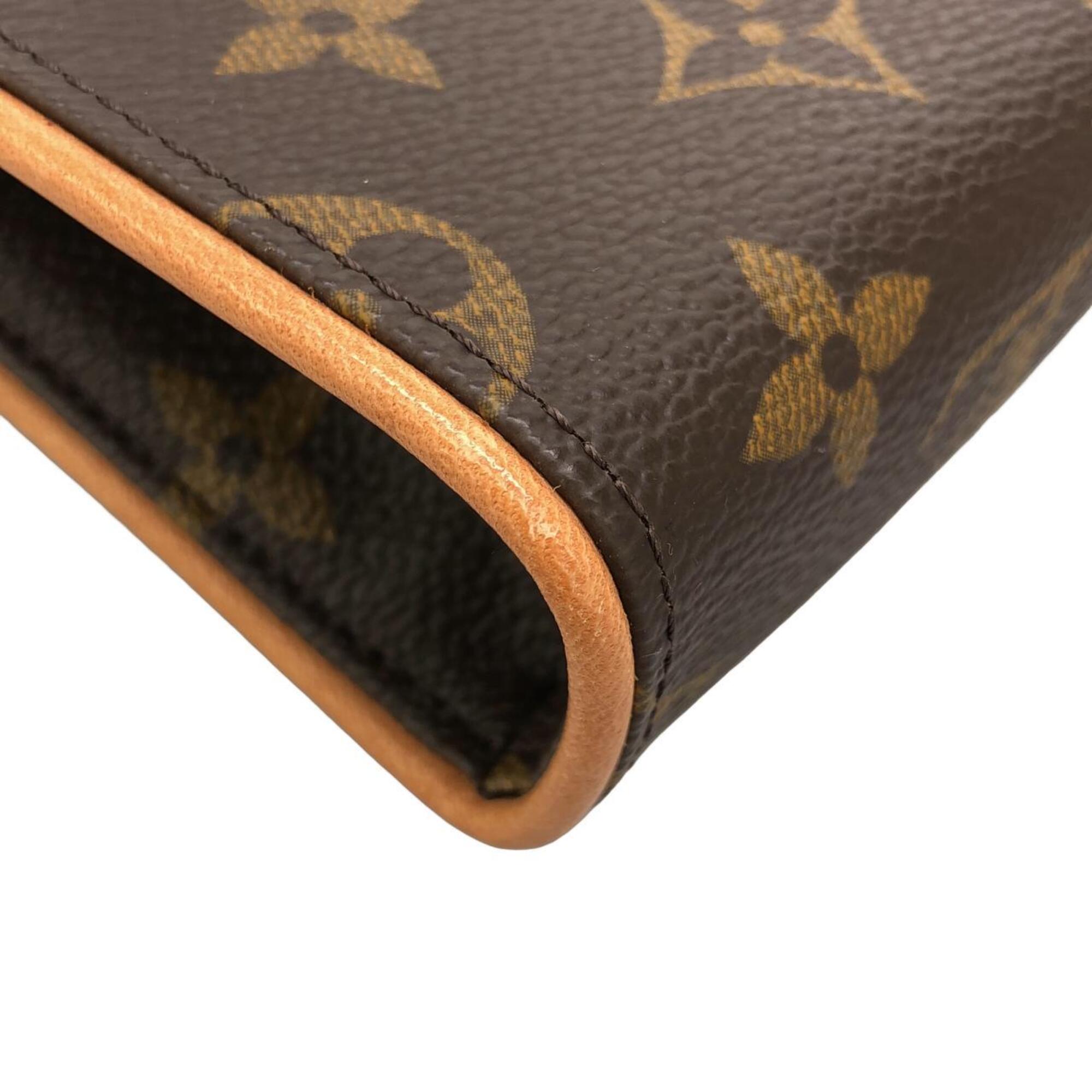 Louis Vuitton Marron Coated Canvas Fanny Pack (Pre-Owned)