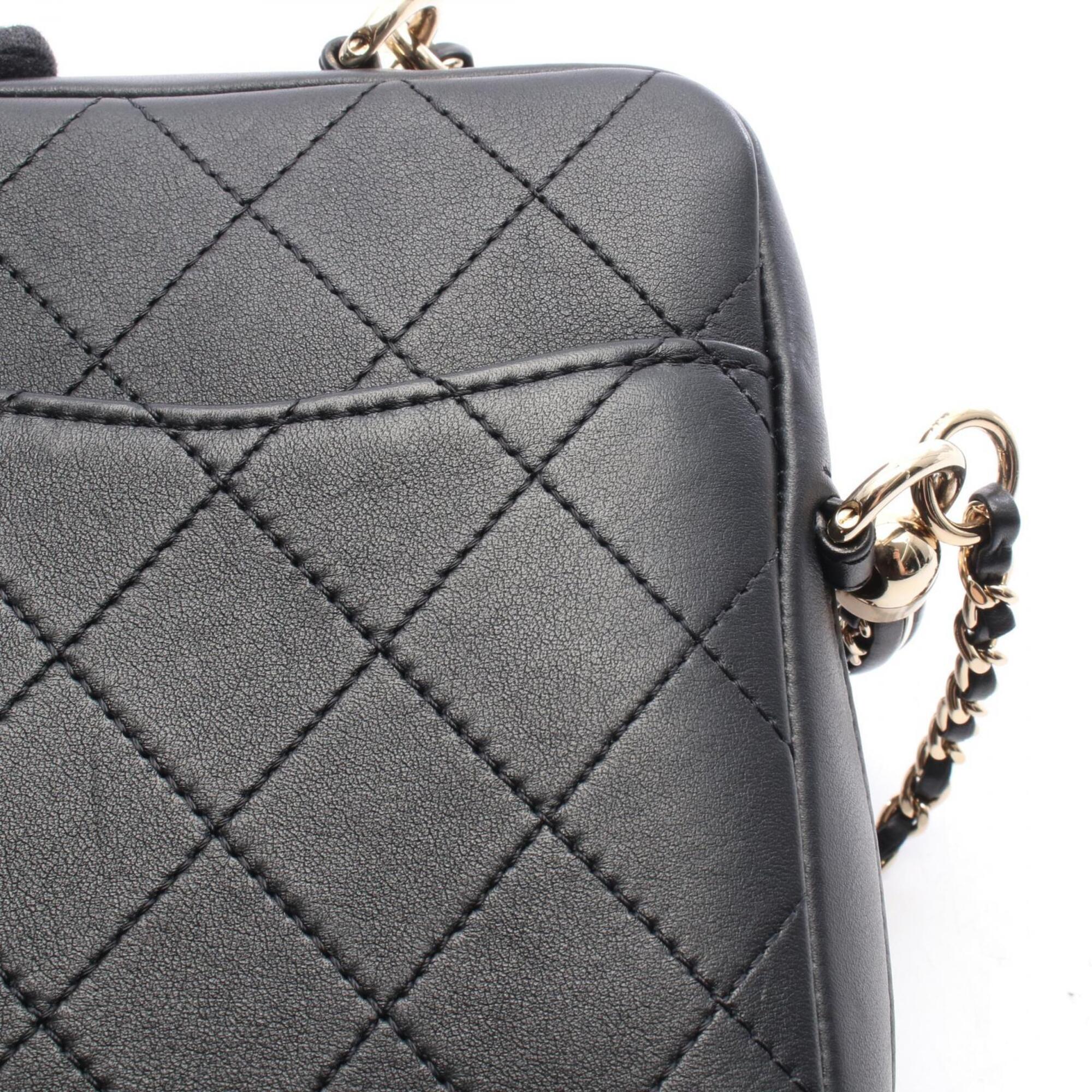 Chanel Black Leather Handbag Shoulder Bag (Pre-Owned)