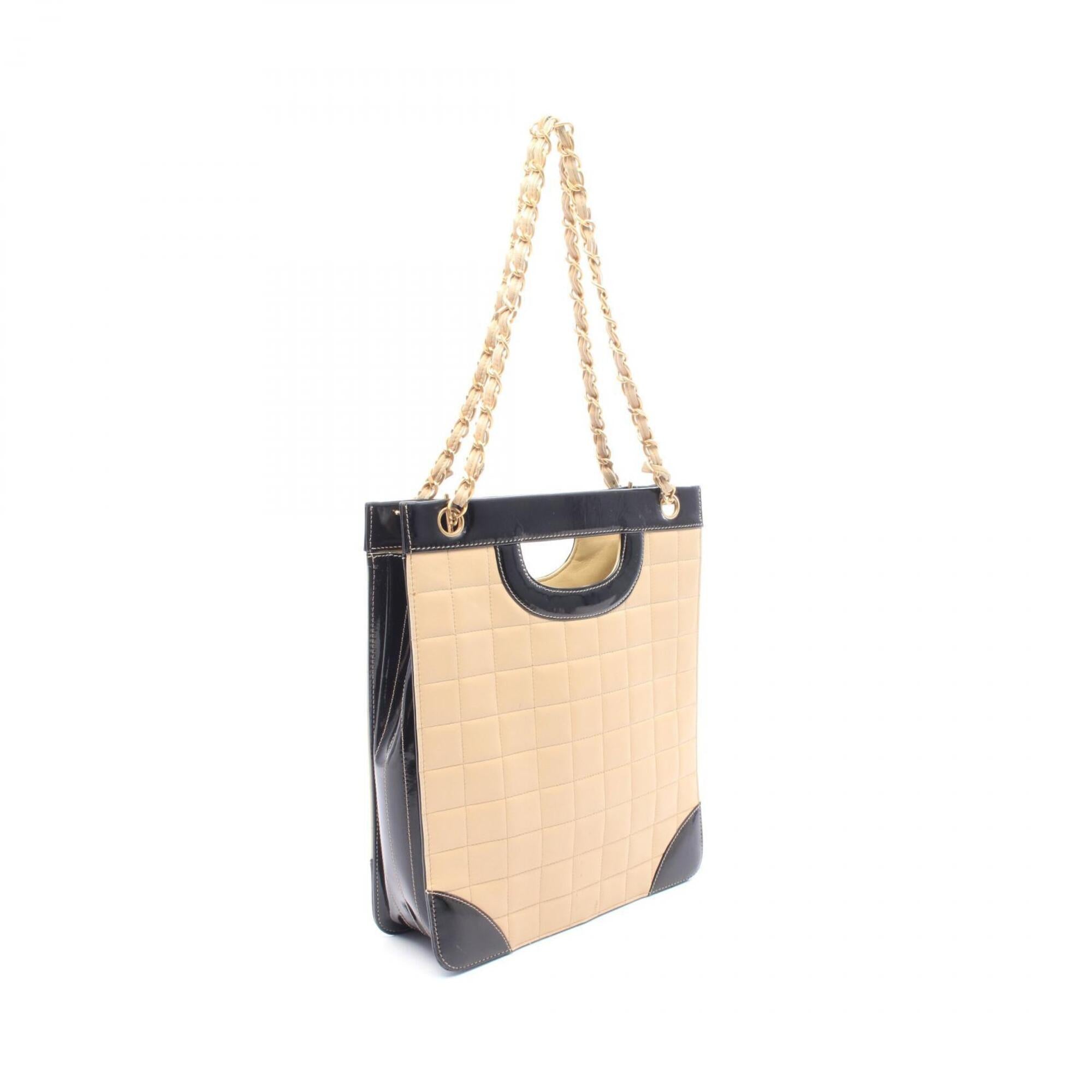 Chanel Beige Black Patent Leather Leather Handbag Tote Bag (Pre-Owned)