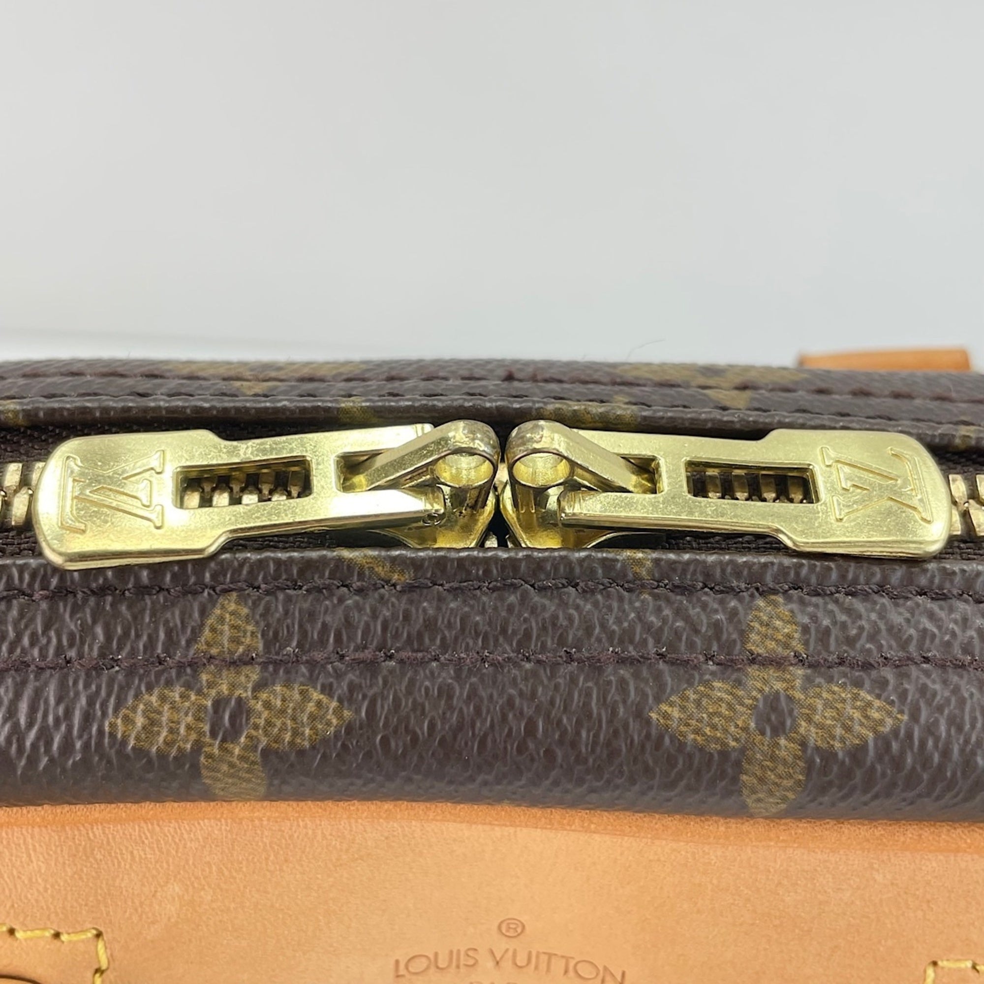 Louis Vuitton Monogram Brown Monogram Handbag (Pre-Owned)