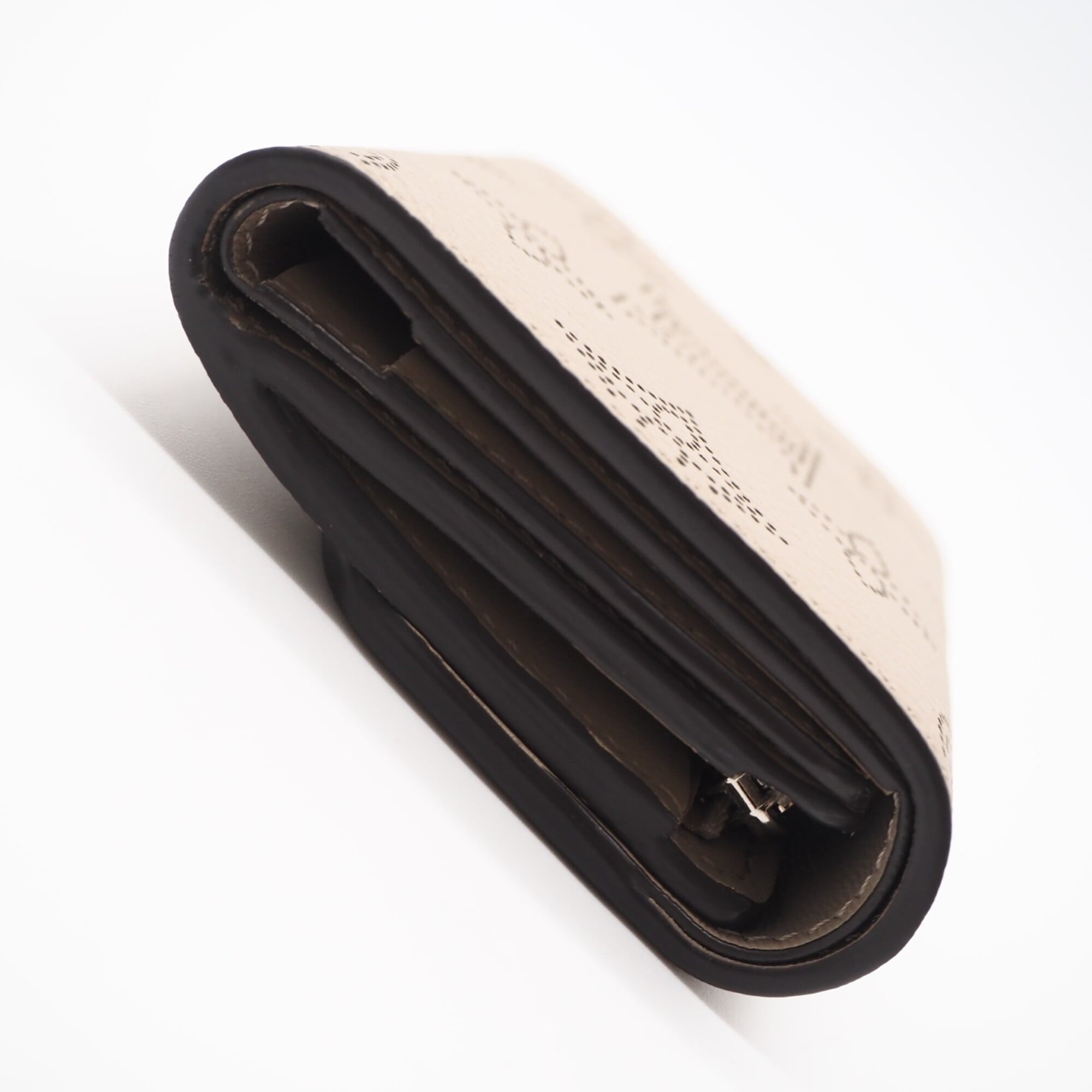 Louis Vuitton Mahina Beige Mahina Leather Wallet (Tri-Fold) (Pre-Owned)