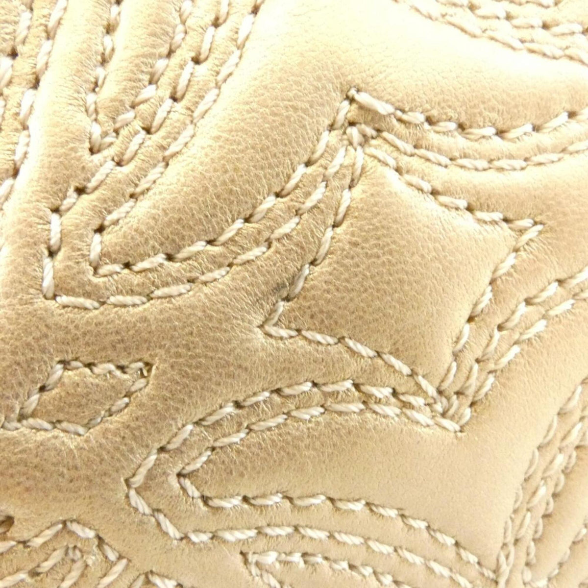Loewe Gold Leather Handbag (Pre-Owned)