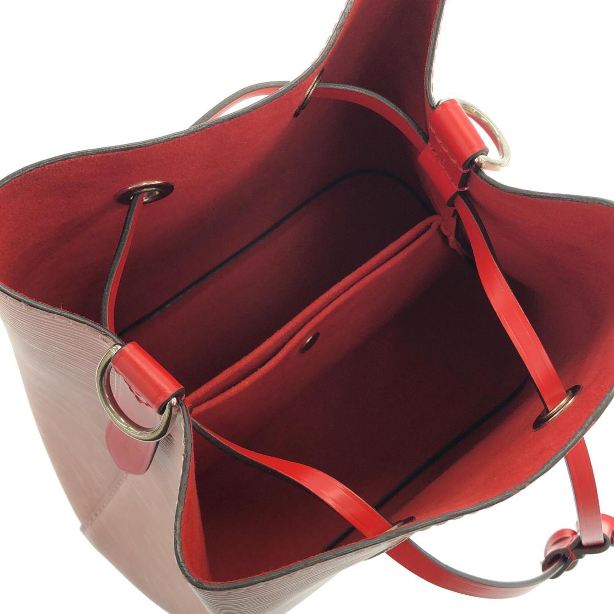Louis Vuitton Rose Ballerine Leather Shoulder Bag (Pre-Owned)