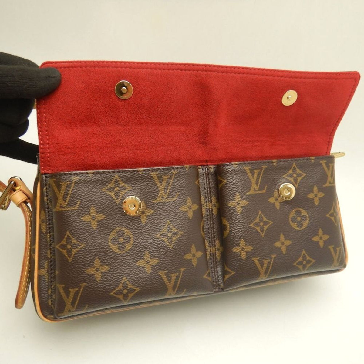 Louis Vuitton Monogram Brown Monogram Shoulder Bag (Pre-Owned)