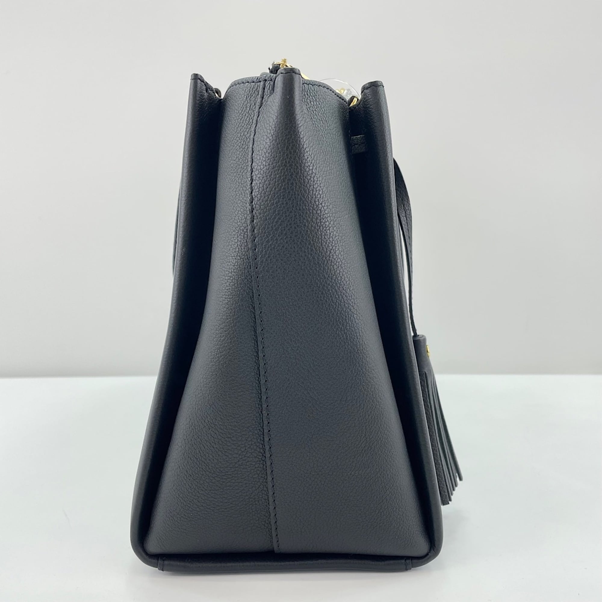 Louis Vuitton Black Tote Bag (Pre-Owned)