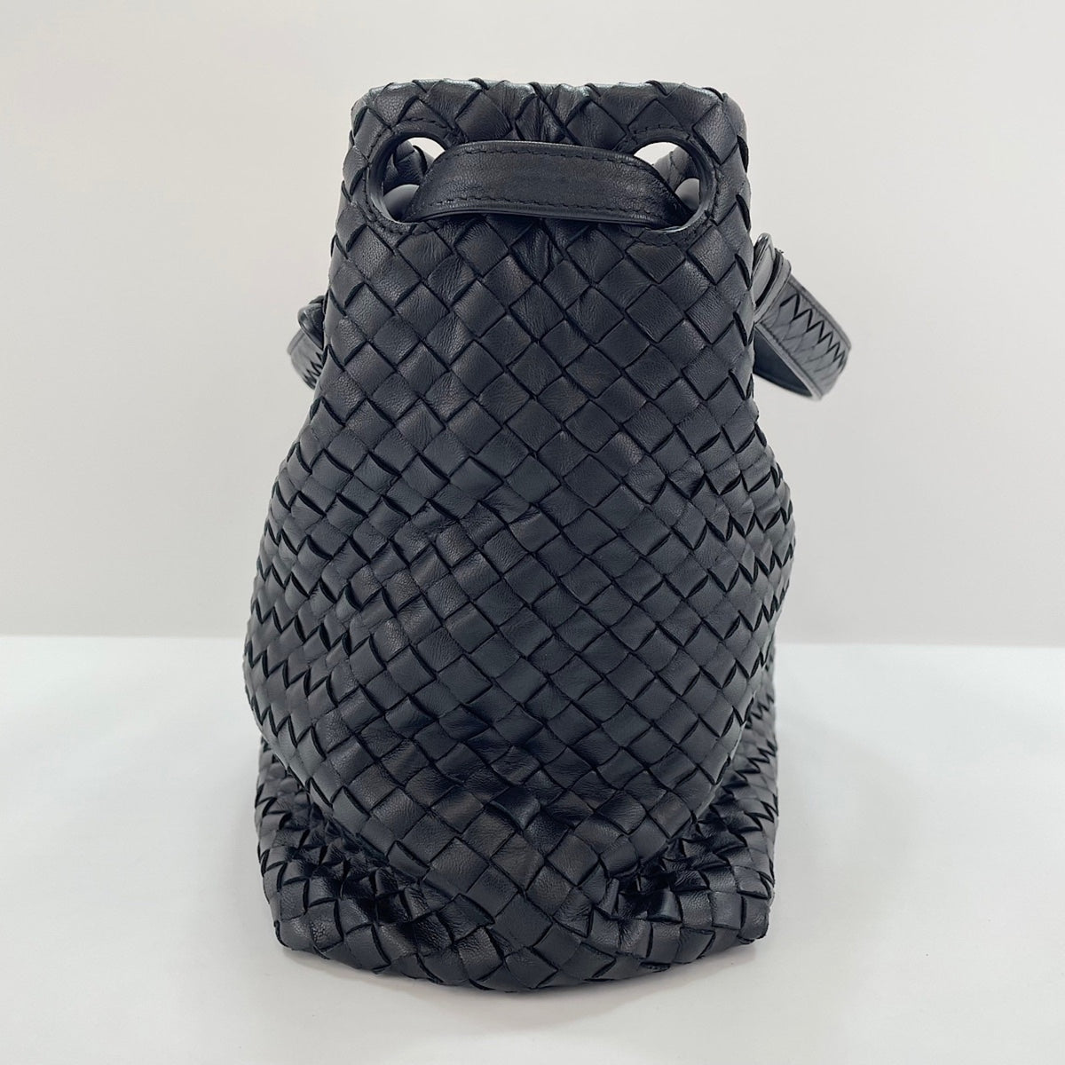 Bottega Veneta Black Handbag (Pre-Owned)