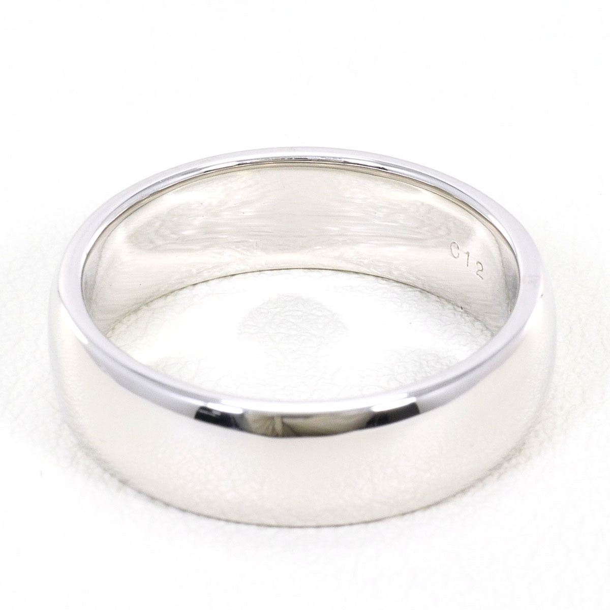 Unbranded White Gold White Gold (18K) Band Ring (Pre-Owned)