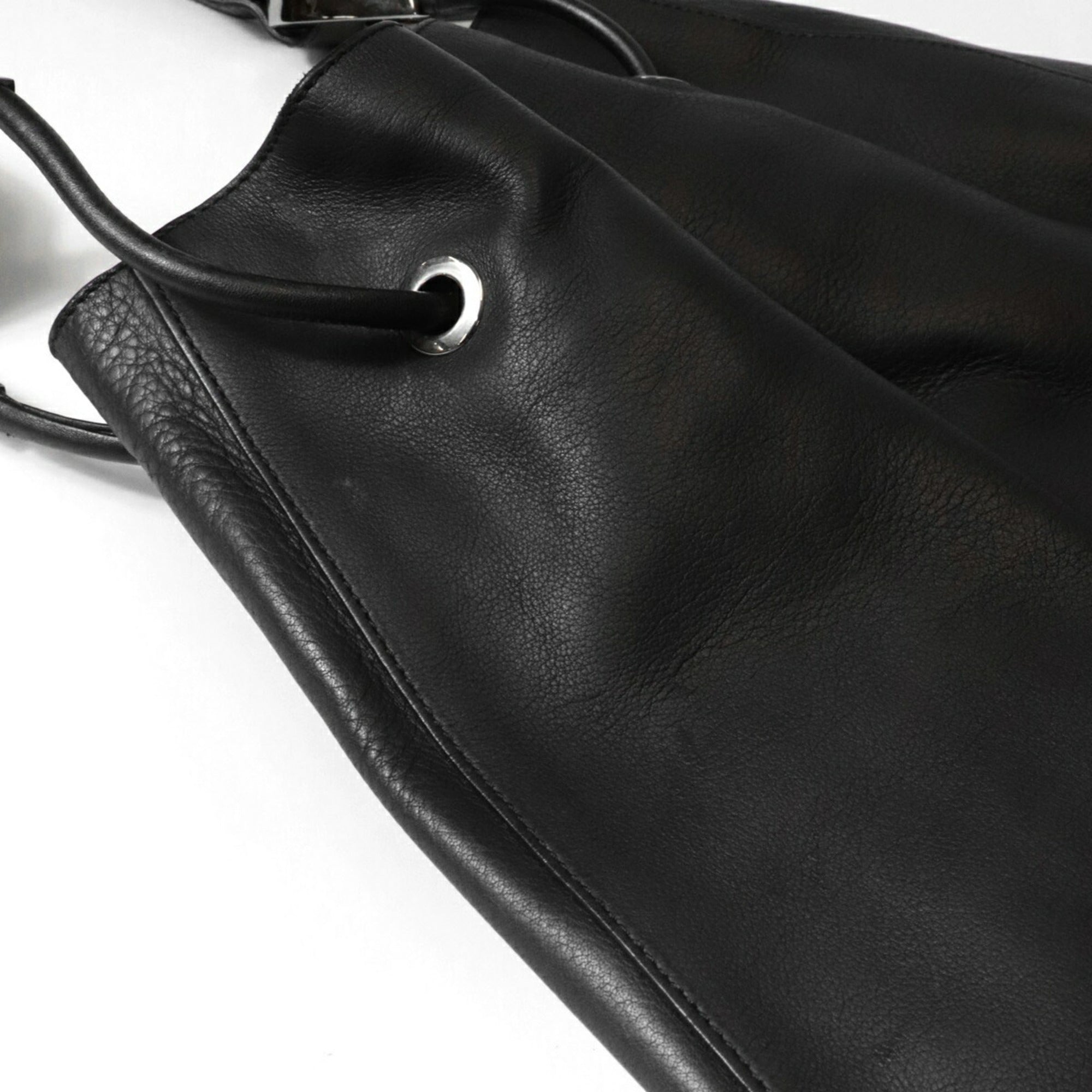 Gucci Black Leather Shoulder Bag (Pre-Owned)