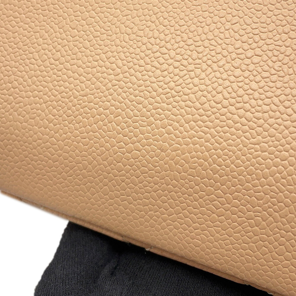 Chanel Matelasse Beige Grained Calfskin Handbag Shoulder Bag (Pre-Owned)