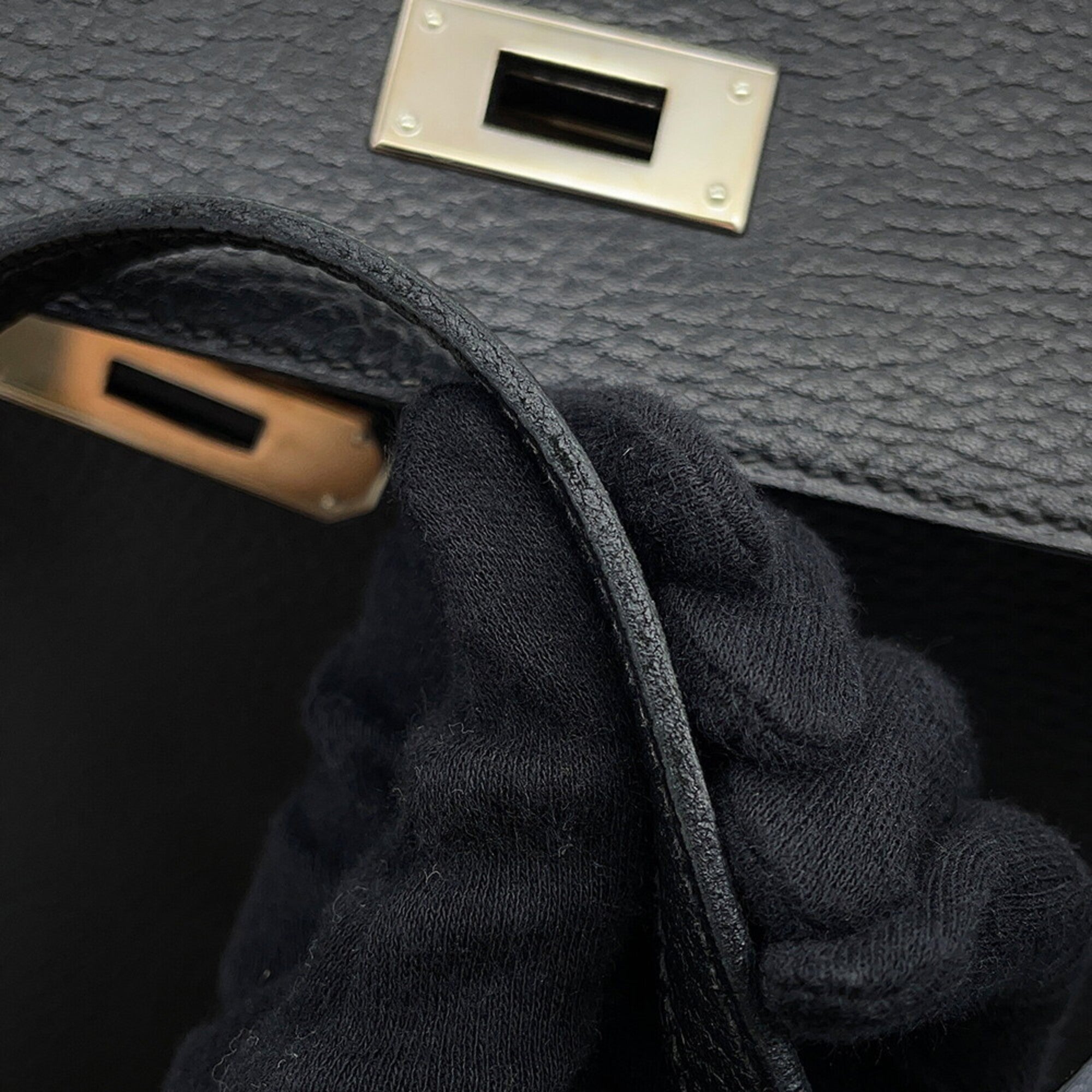 Hermes Kelly Black Ardennes Leather Handbag (Pre-Owned)