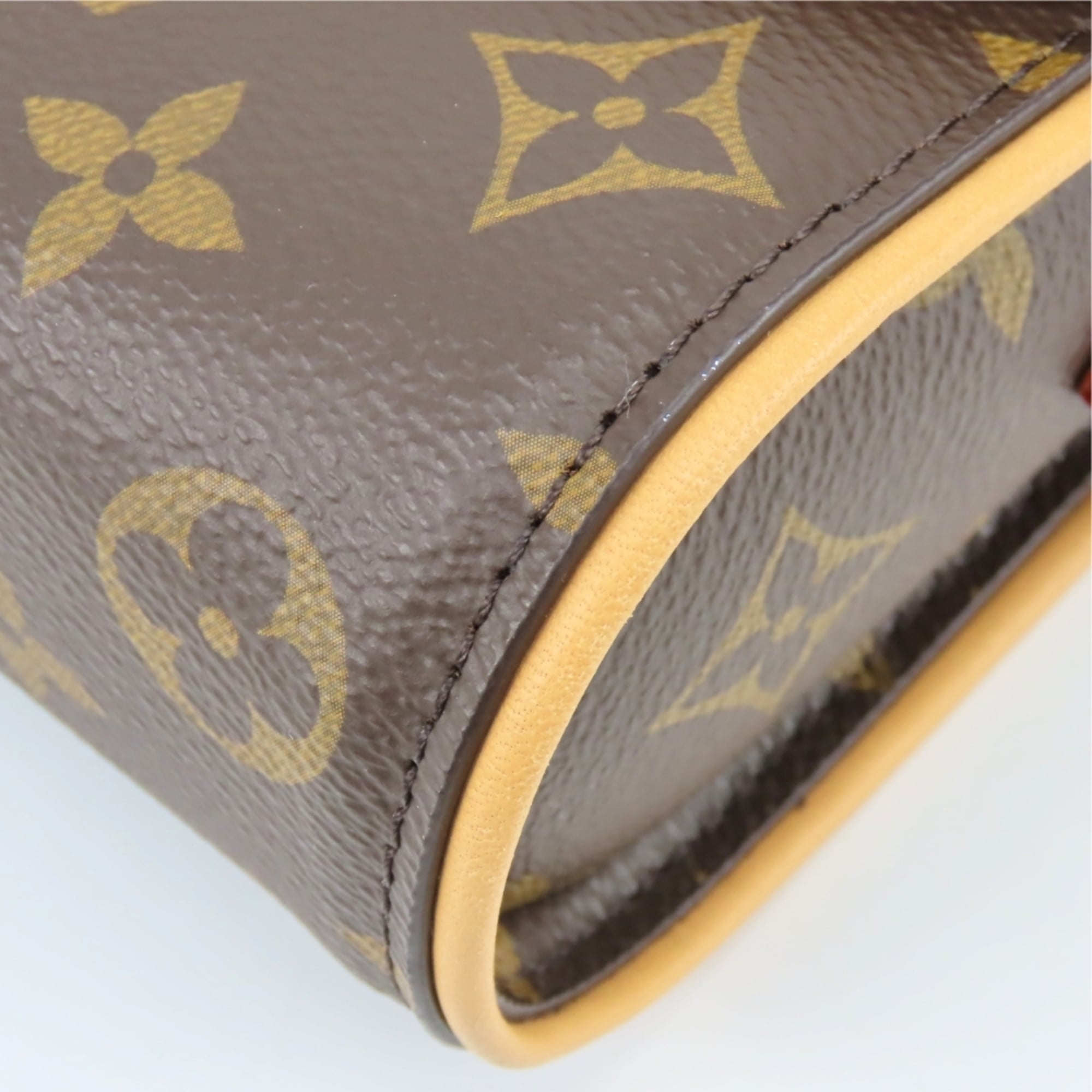Louis Vuitton Monogram Brown Monogram Pochette Shoulder Bag (Pre-Owned)