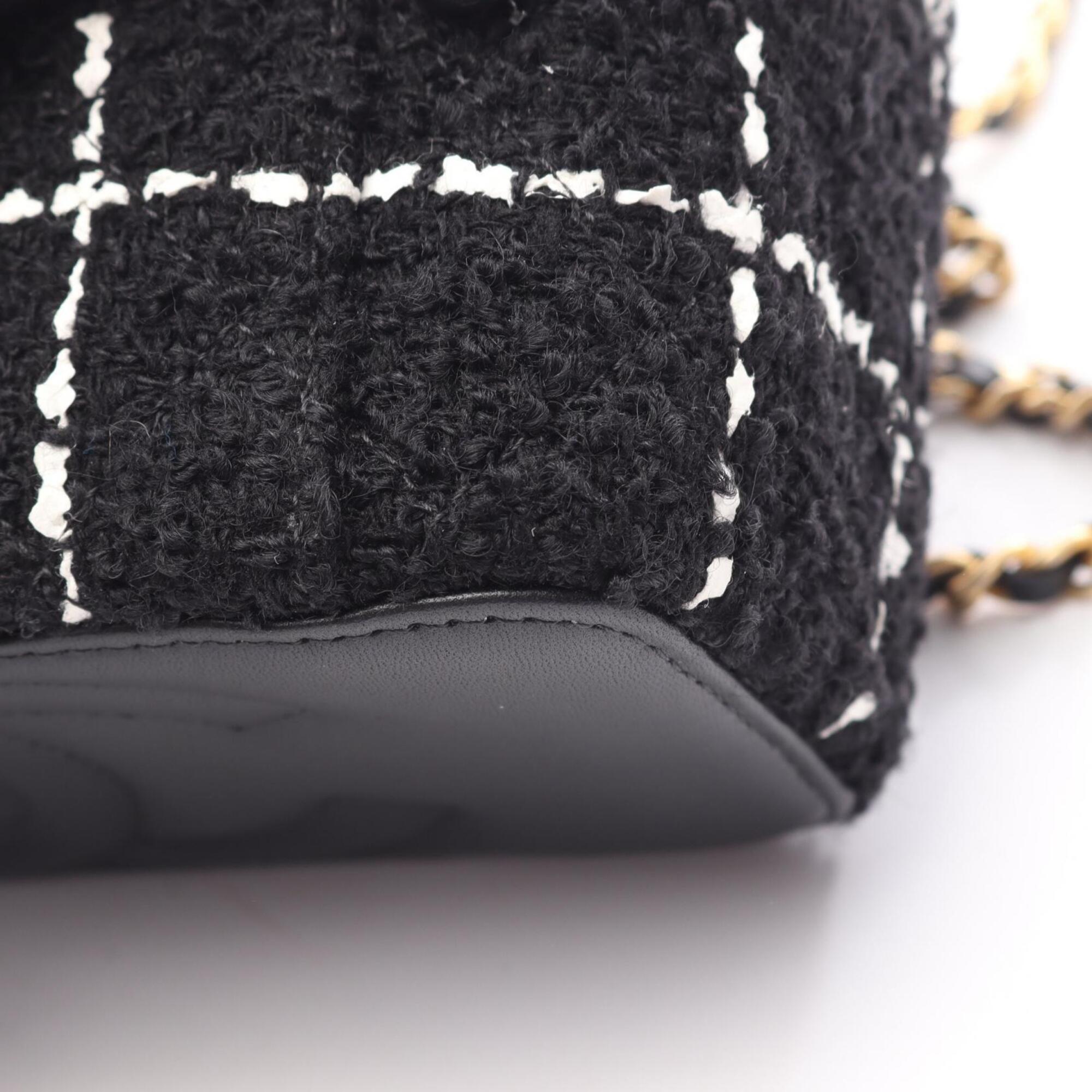Chanel Black White Fabric Leather Handbag Shoulder Bag (Pre-Owned)