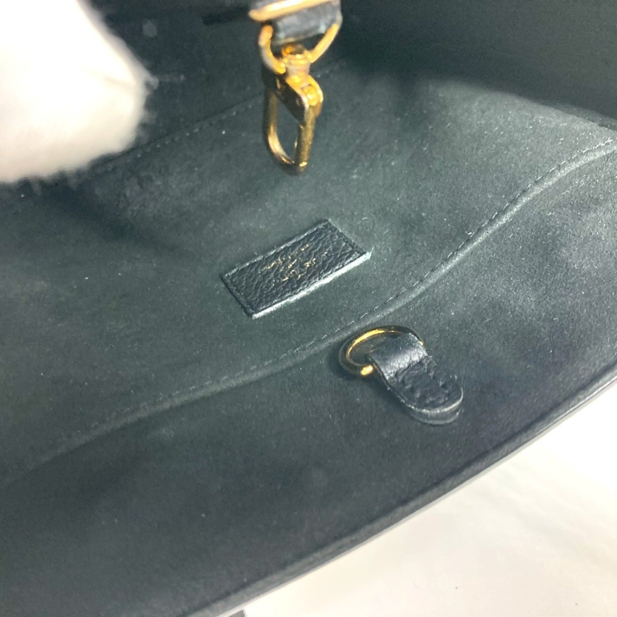 Louis Vuitton Black Noir Leather Handbag Shoulder Bag Tote Bag (Pre-Owned)