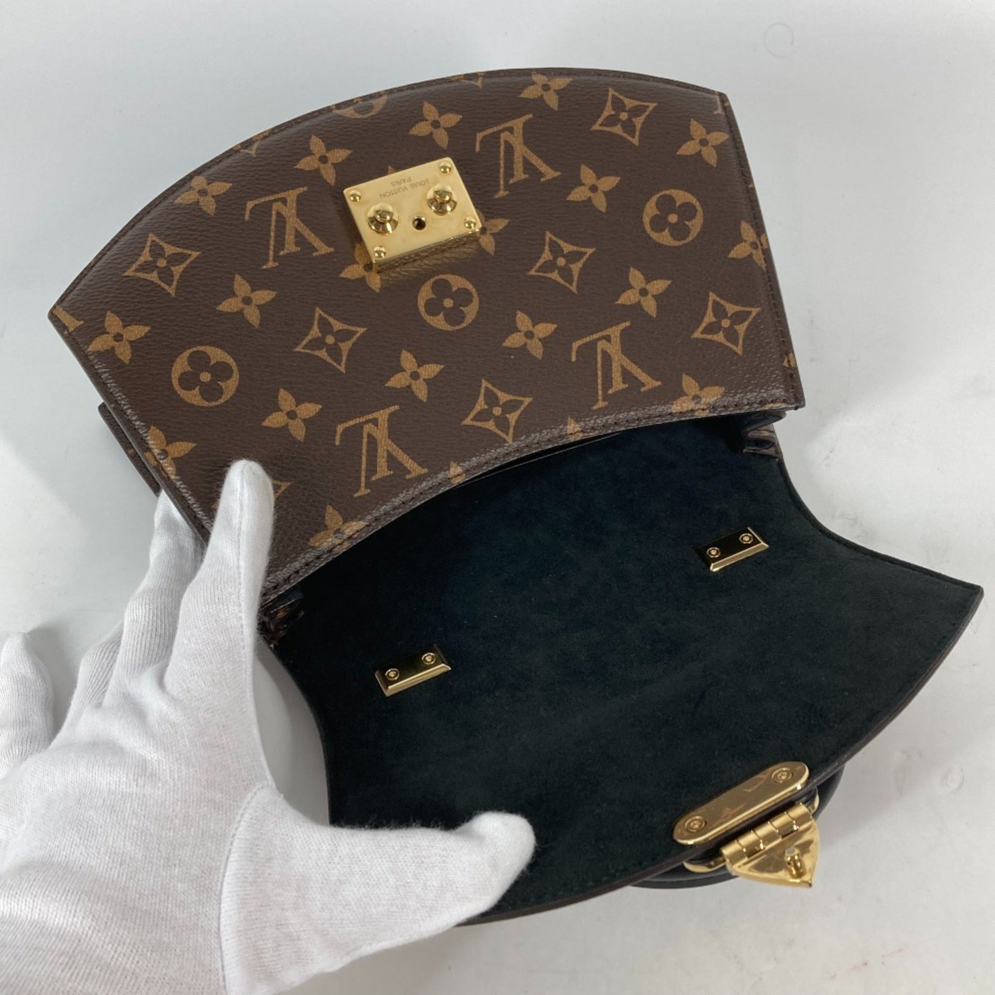 Louis Vuitton Beige Brown Monogram Reverse Monogram Reverse Handbag Shoulder Bag (Pre-Owned)