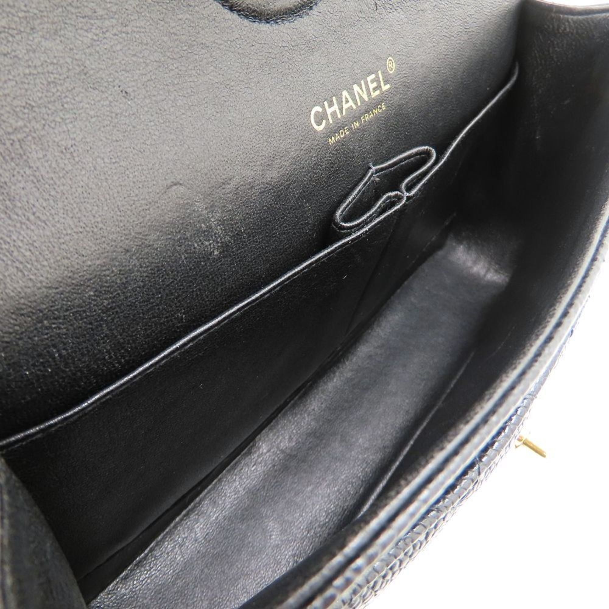 Chanel Matelasse Black Grained Calfskin Shoulder Bag (Pre-Owned)