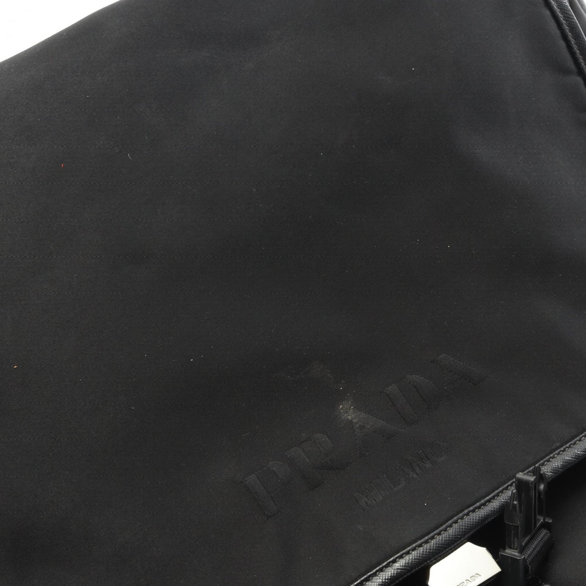 Prada Black Nylon Saffiano Triangle Shoulder Bag (Pre-Owned)