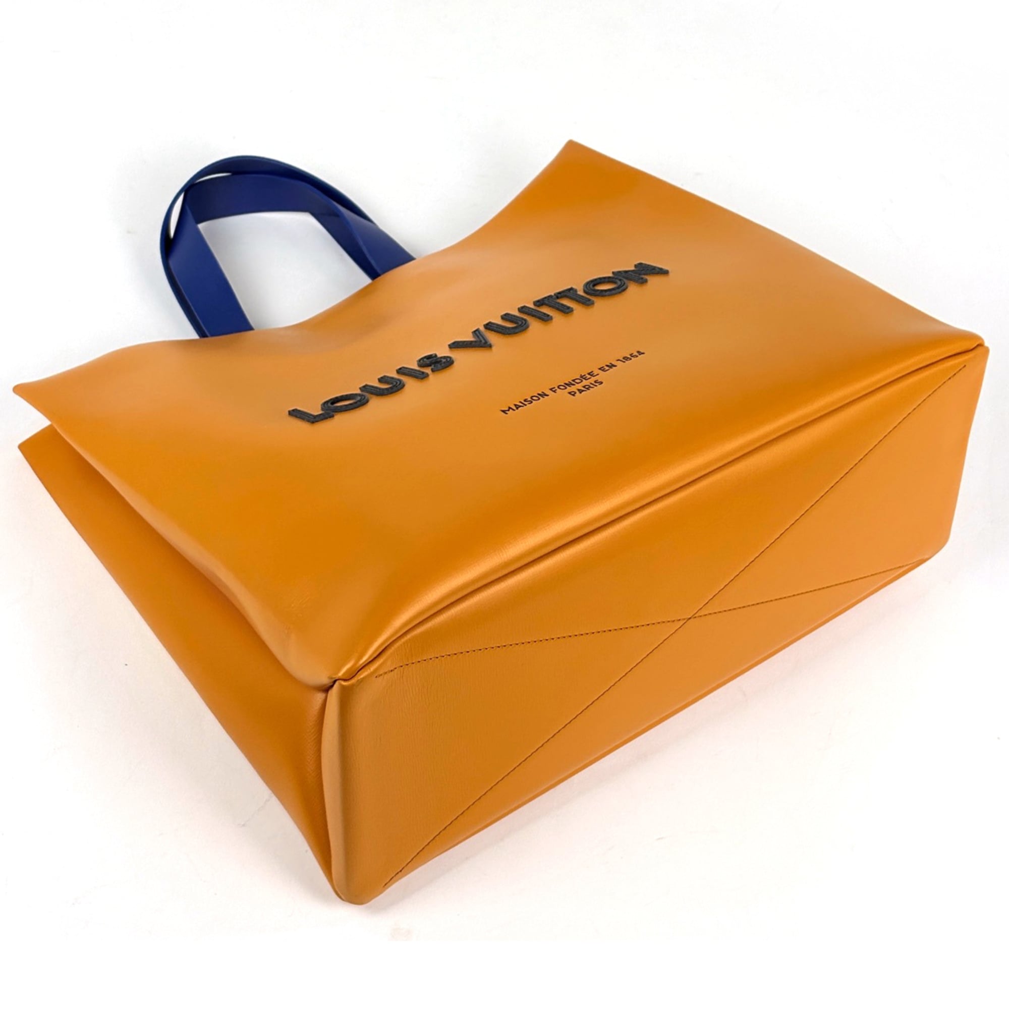 Louis Vuitton Saffron Leather Tote Bag (Pre-Owned)