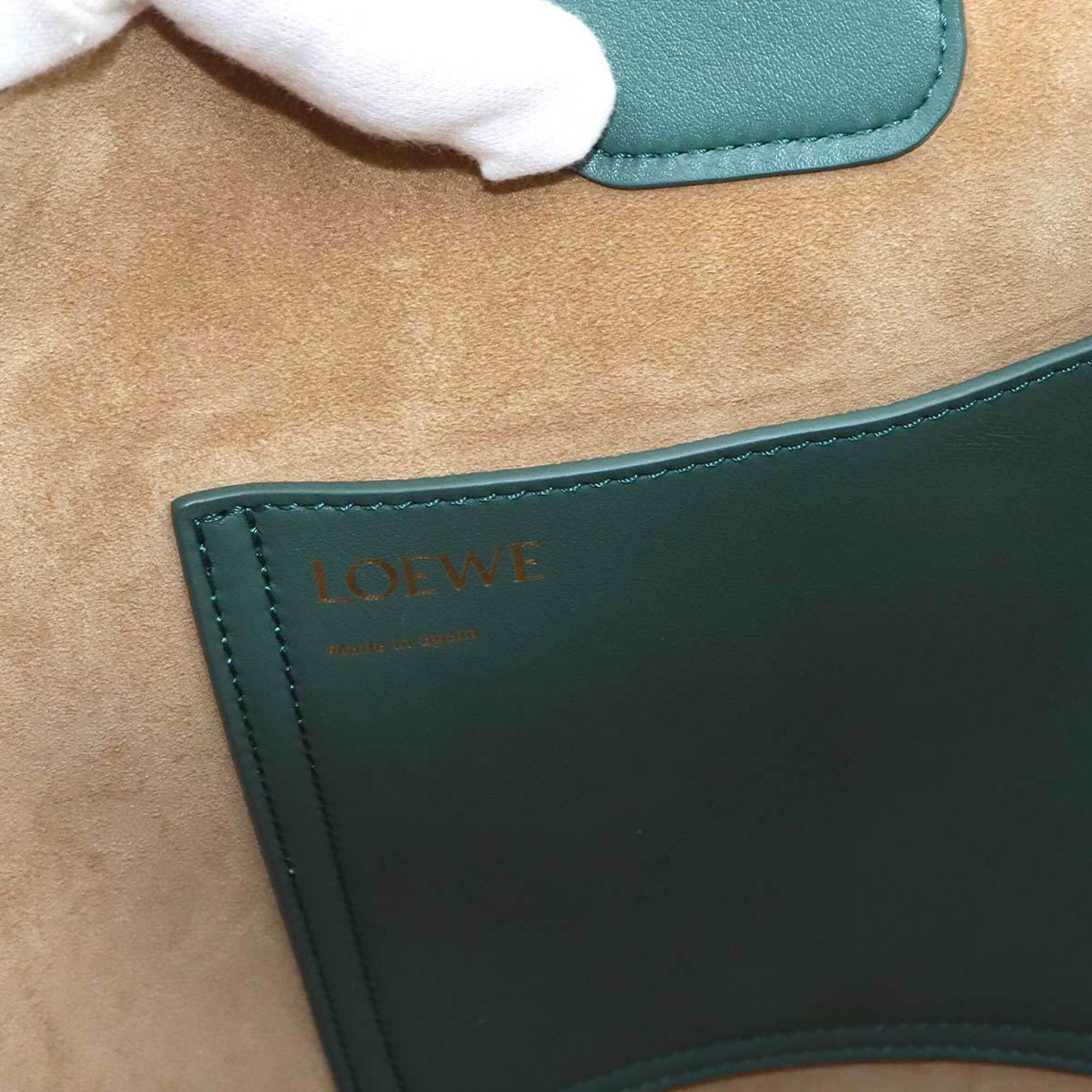 Loewe Green Leather Handbag Shoulder Bag (Pre-Owned)