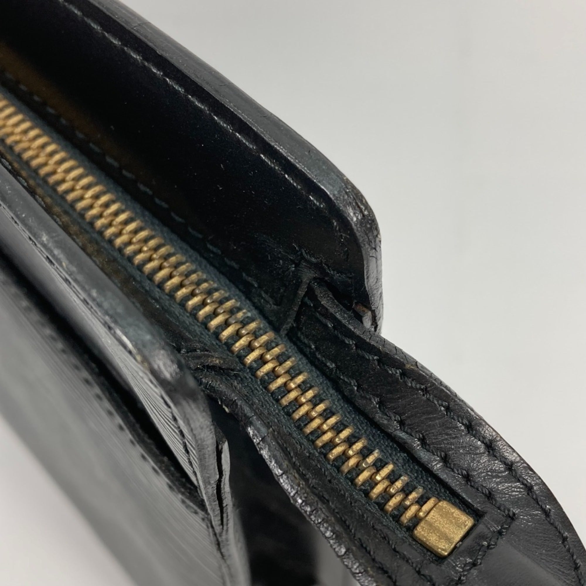 Louis Vuitton Black Galle Epi Leather Clutch Bag Pouch (Pre-Owned)