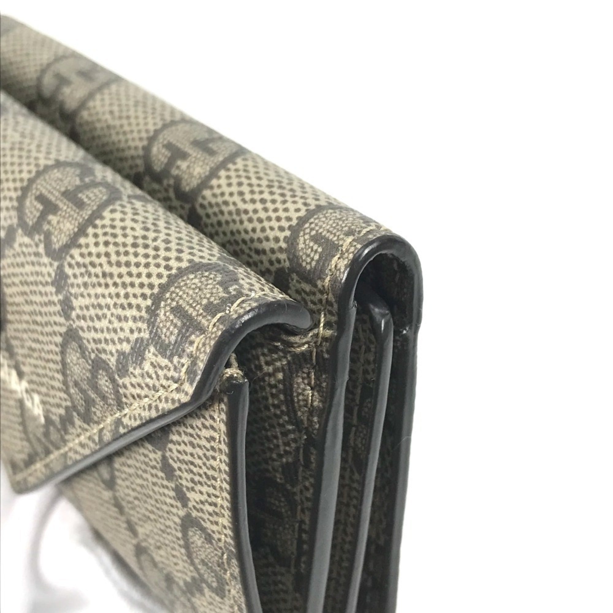 Gucci Beige White Gg Supreme Wallet (Tri-Fold) (Pre-Owned)