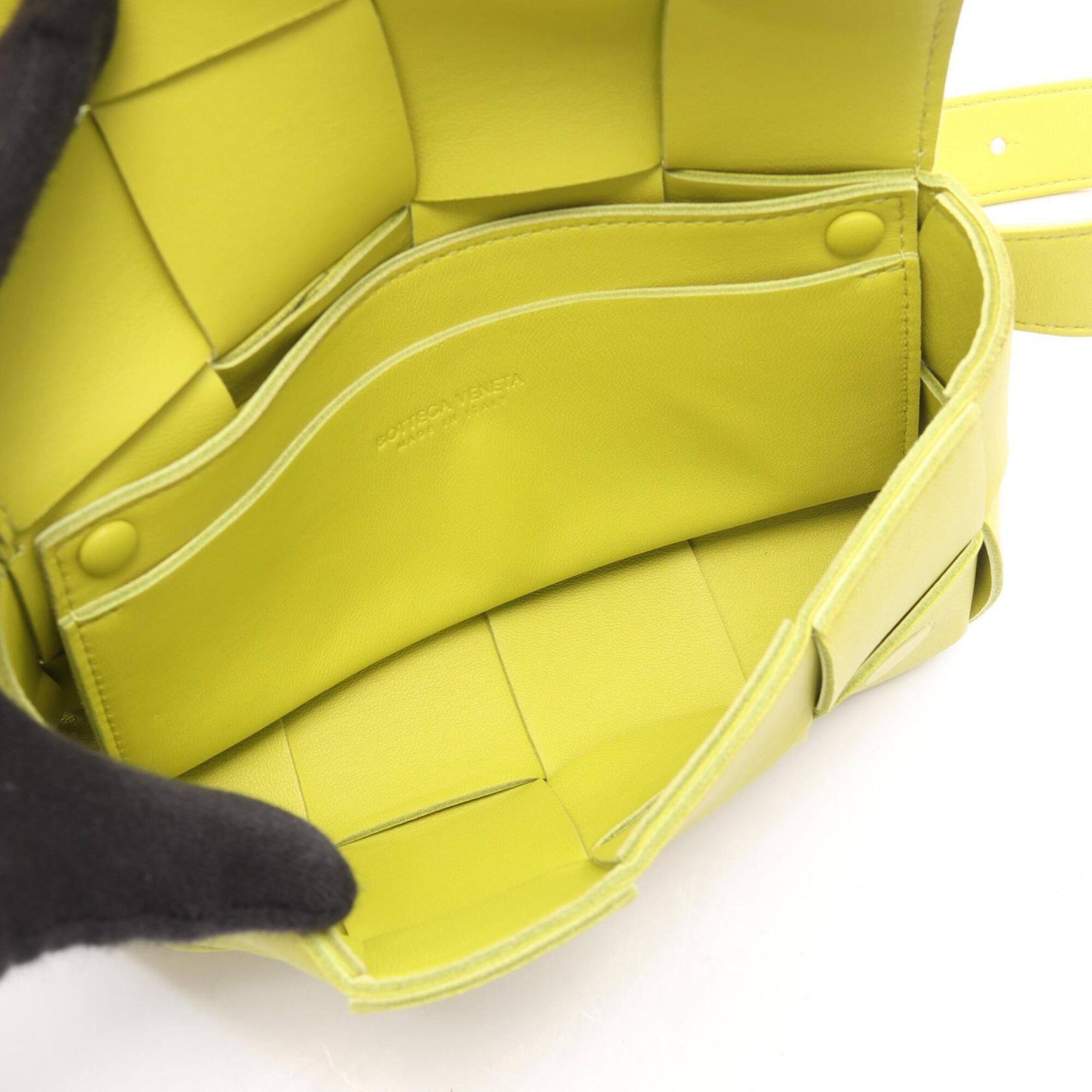 Bottega Veneta Green Leather Fanny Pack (Pre-Owned)
