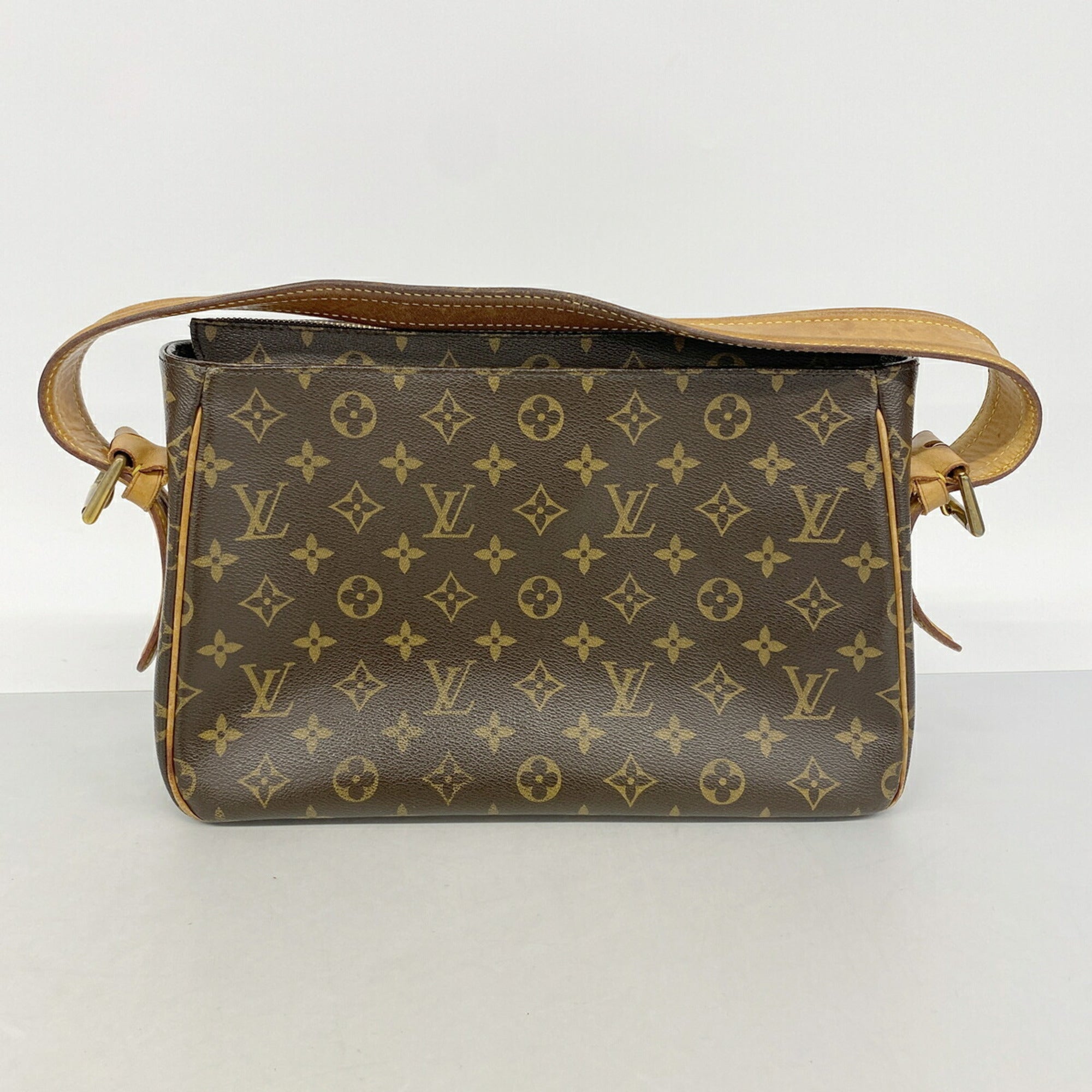 Louis Vuitton Brown Shoulder Bag (Pre-Owned)