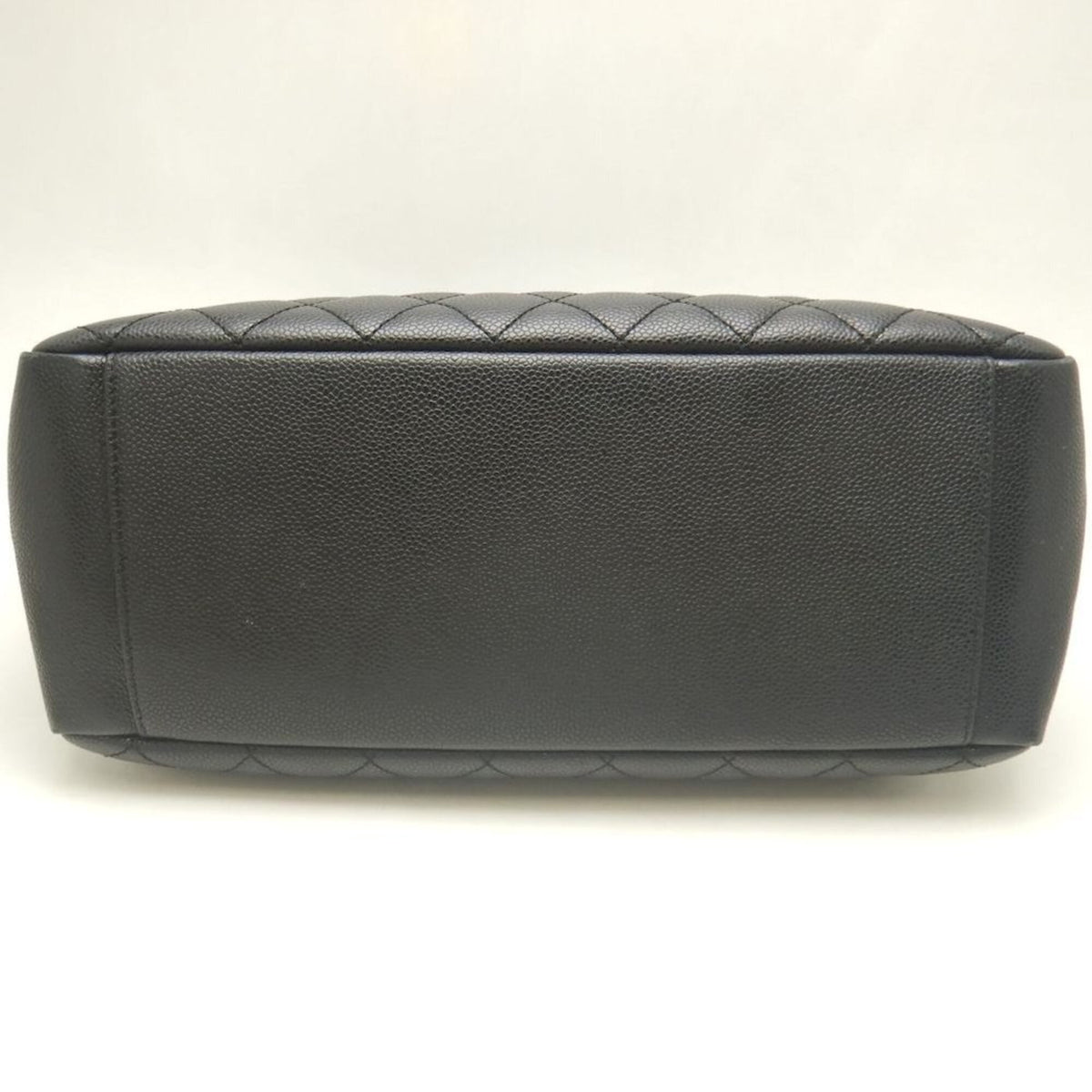 Chanel Black Grained Calfskin Tote Bag (Pre-Owned)
