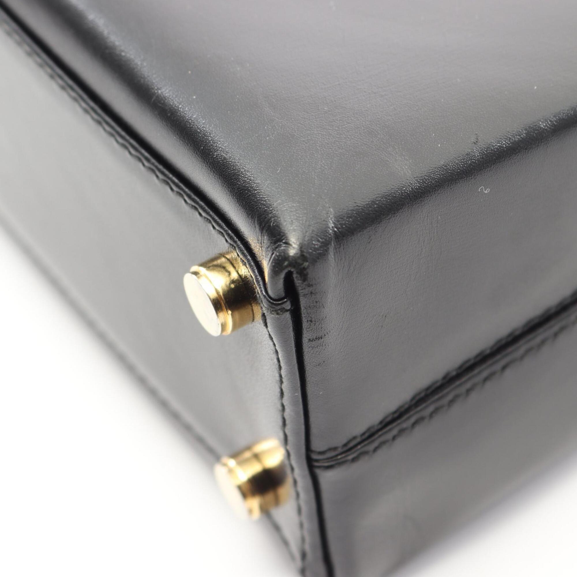 Salvatore Ferragamo Black Leather Handbag (Pre-Owned)