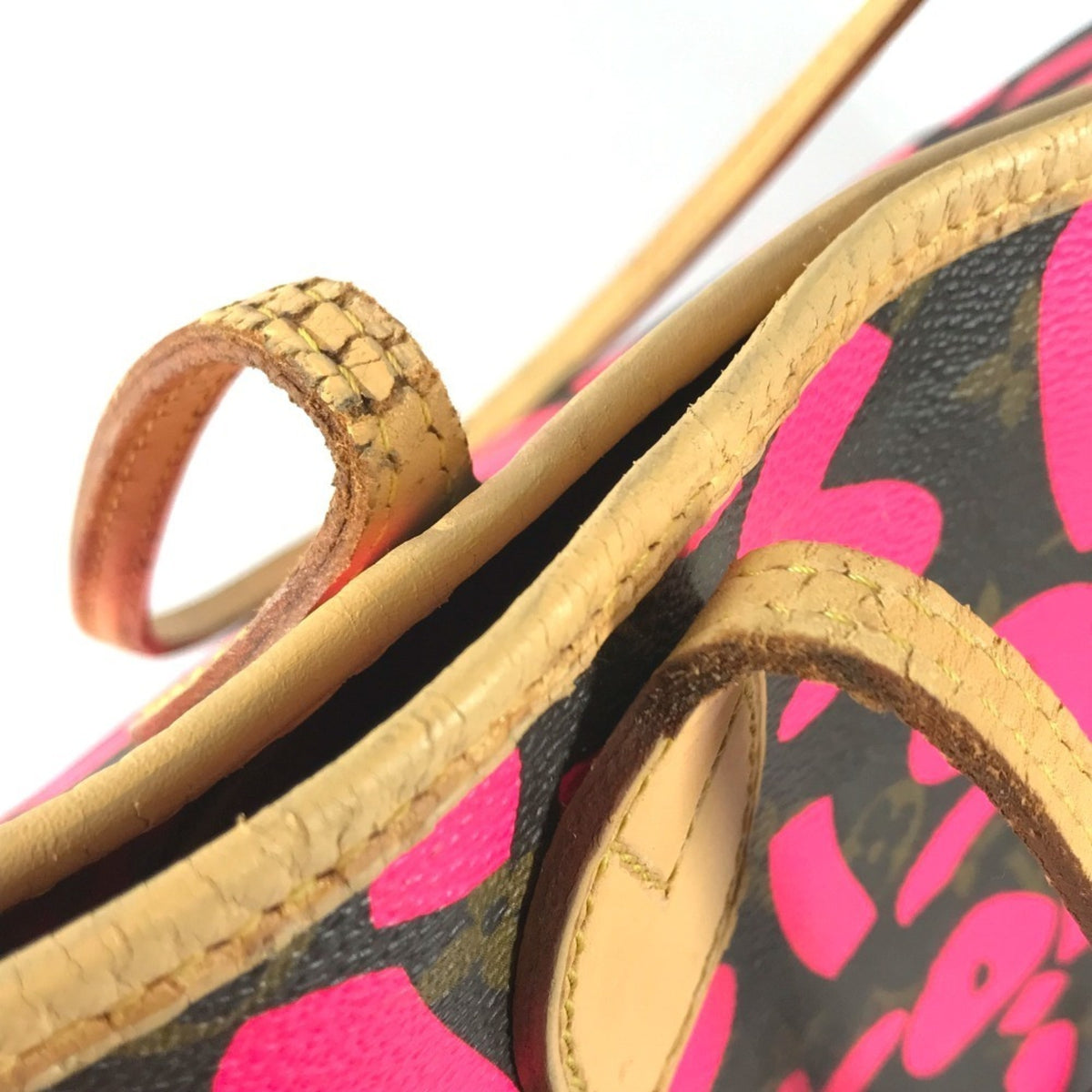 Louis Vuitton Pink Monogram Graffiti Canvas Shoulder Bag Tote Bag (Pre-Owned)