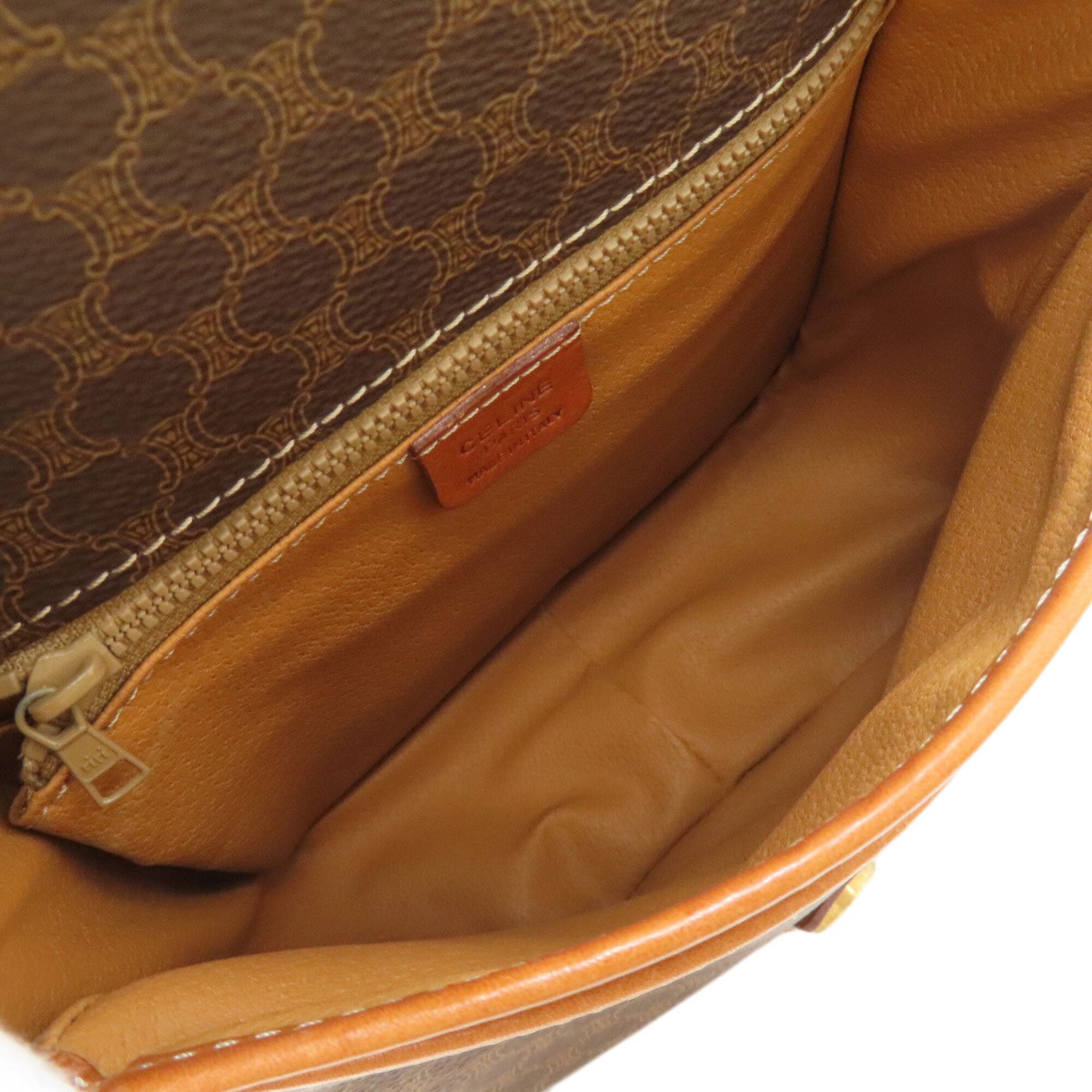 Celine Brown Leather Shoulder Bag (Pre-Owned)