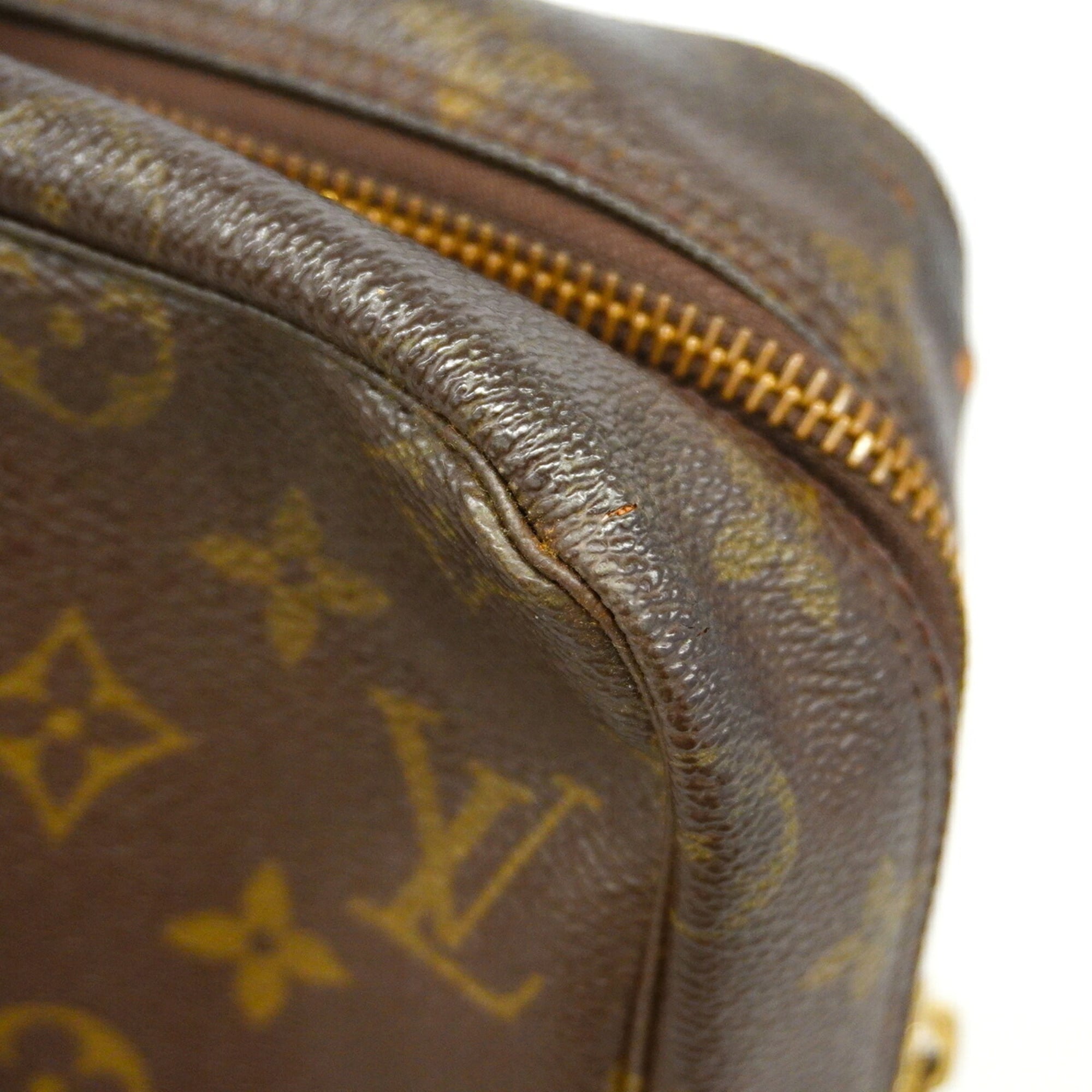 Louis Vuitton Brown Pouch (Pre-Owned)