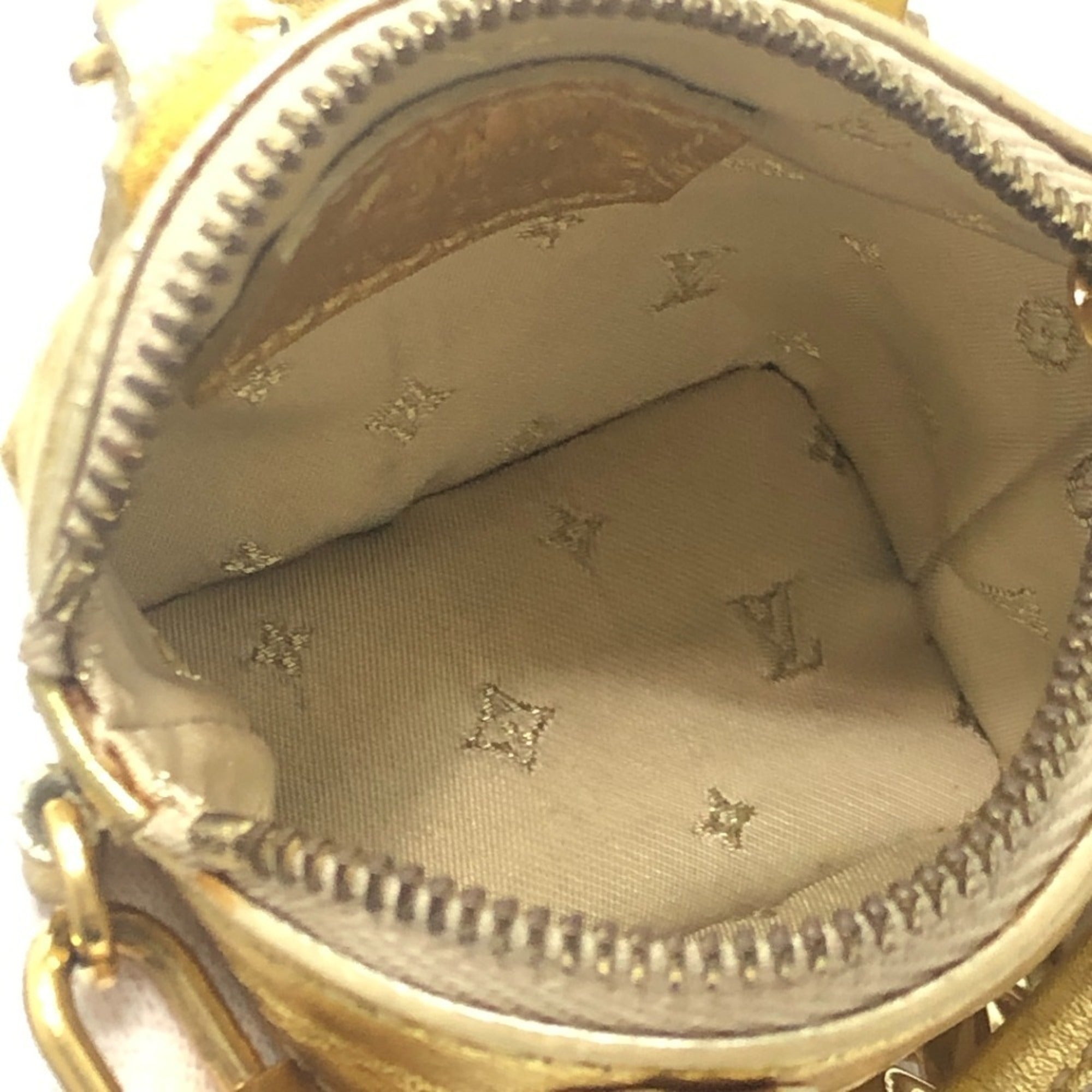 Louis Vuitton Gold Suhali Leather Handbag Pouch (Pre-Owned)