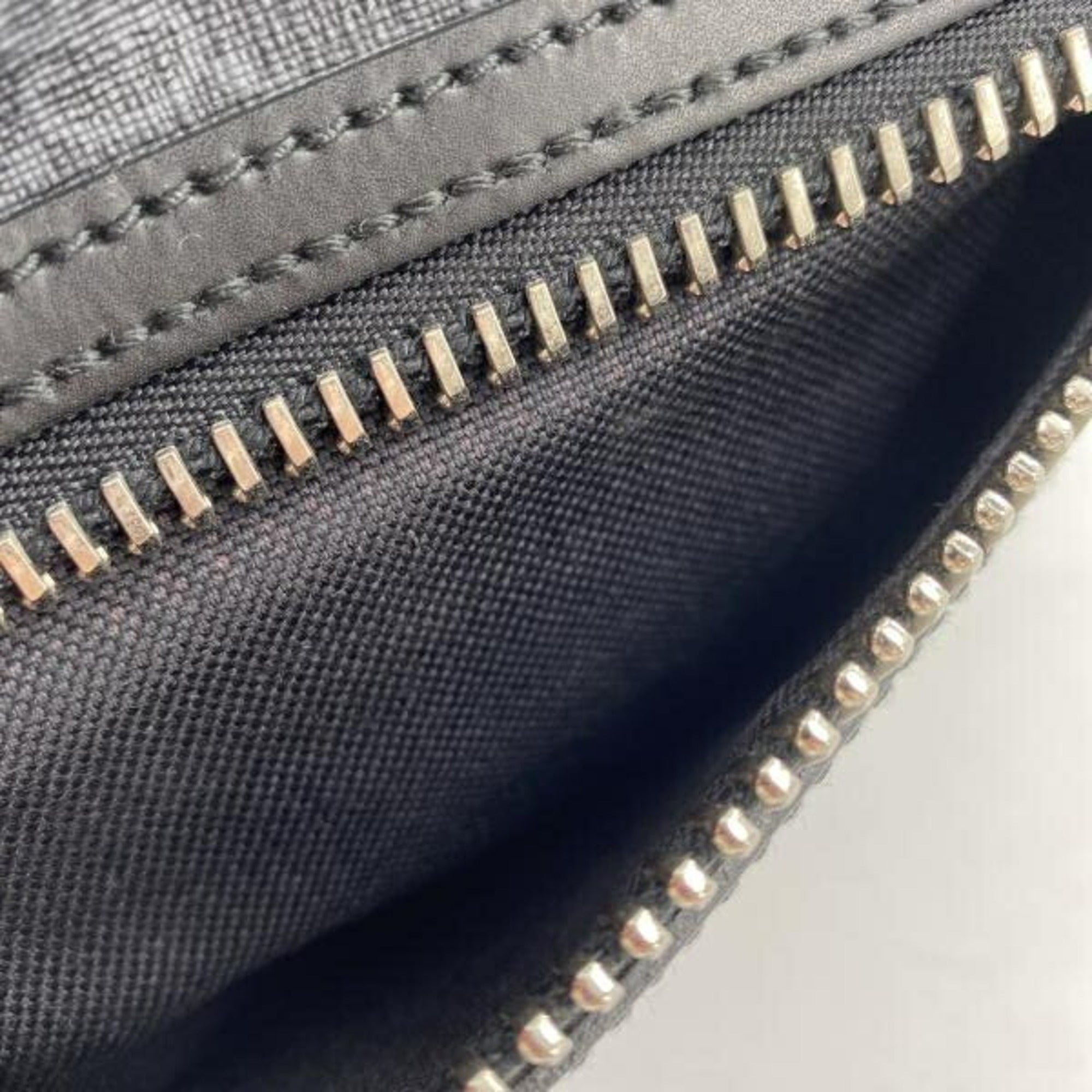 Gucci Black Navy Red Color Gg Supreme Sling Bag (Pre-Owned)