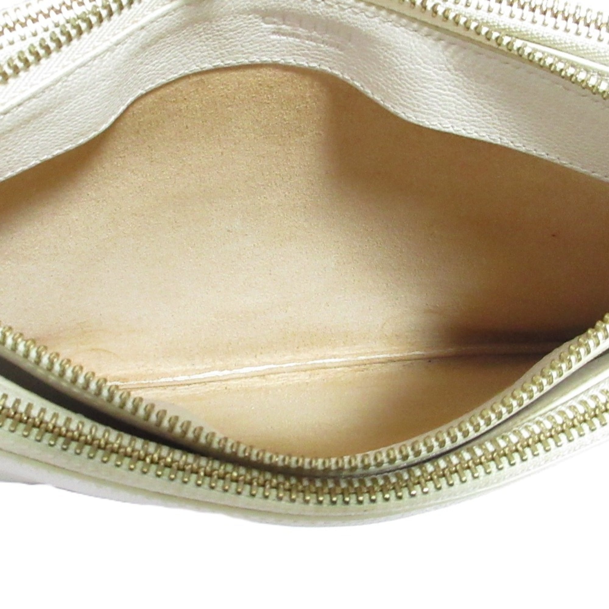 Celine Off-White White Leather Shoulder Bag (Pre-Owned)